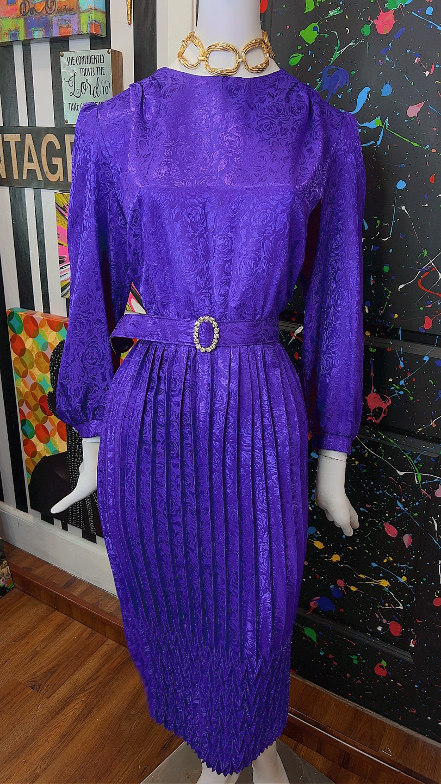 Vintage Purple Pleated Dress w/ Belt (16)