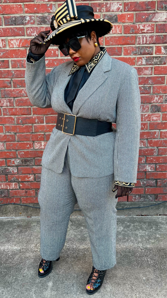 Vintage Wool Black & White Suit (24W)