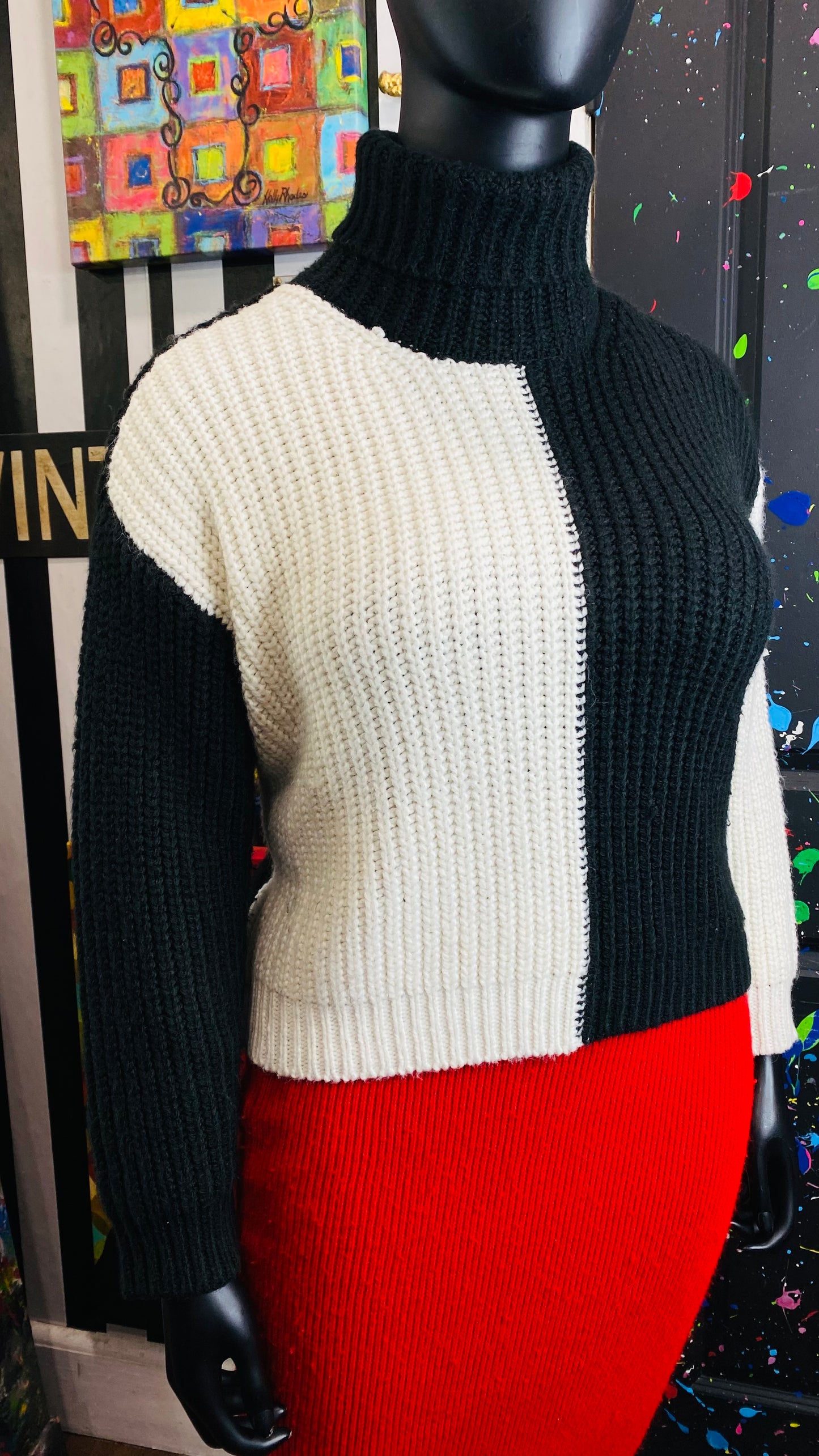 Cropped Black & White Colorblock Sweater (18)