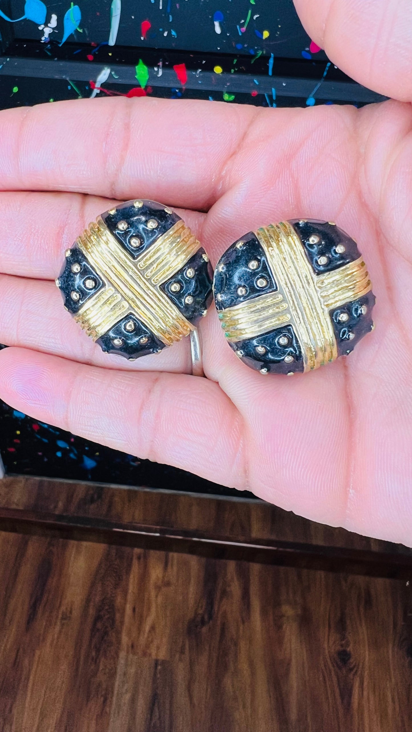 Vintage Round & Stud Black & Gold Clip On Earrings