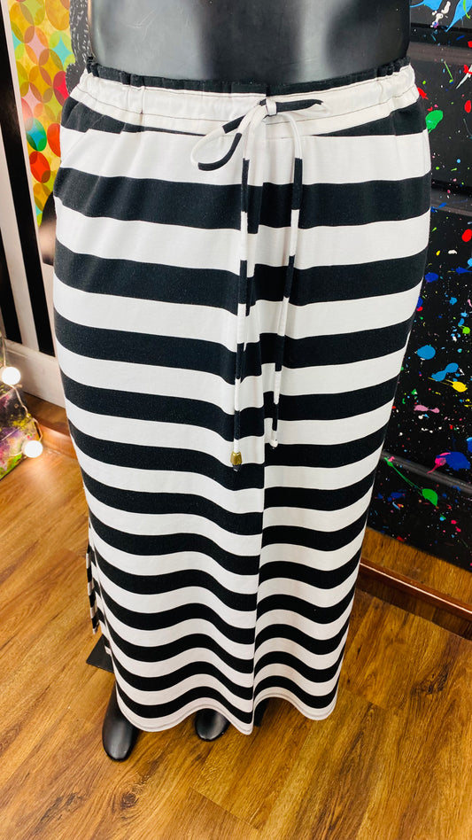 Draw String Stripe Skirt