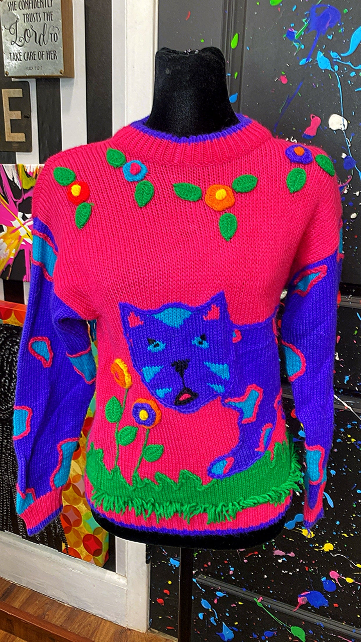 Vintage Vibrtant Cat Sweater (12)