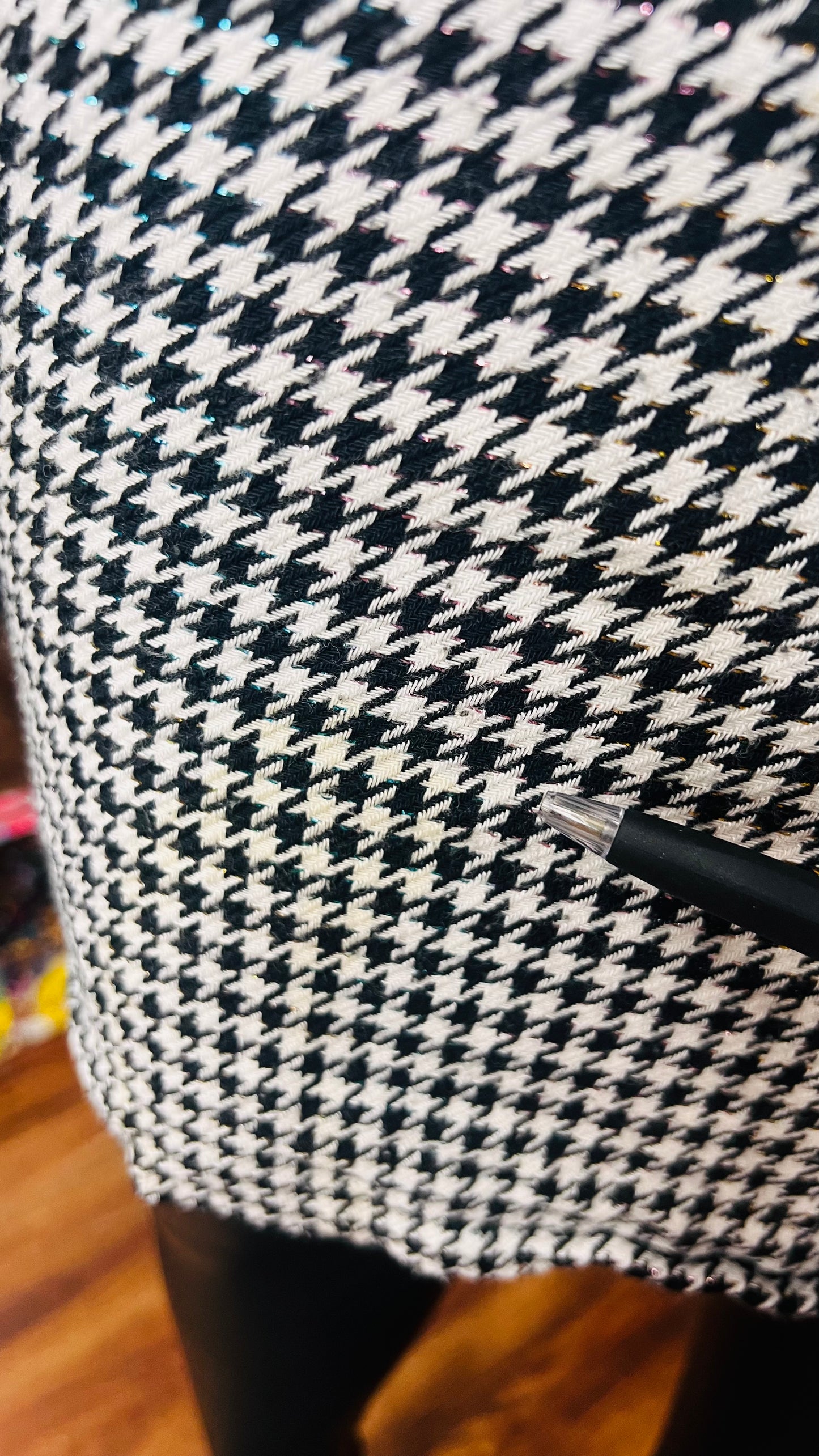 Vintage Sparkle & Lace Houndstooth Skirt Suit (18)