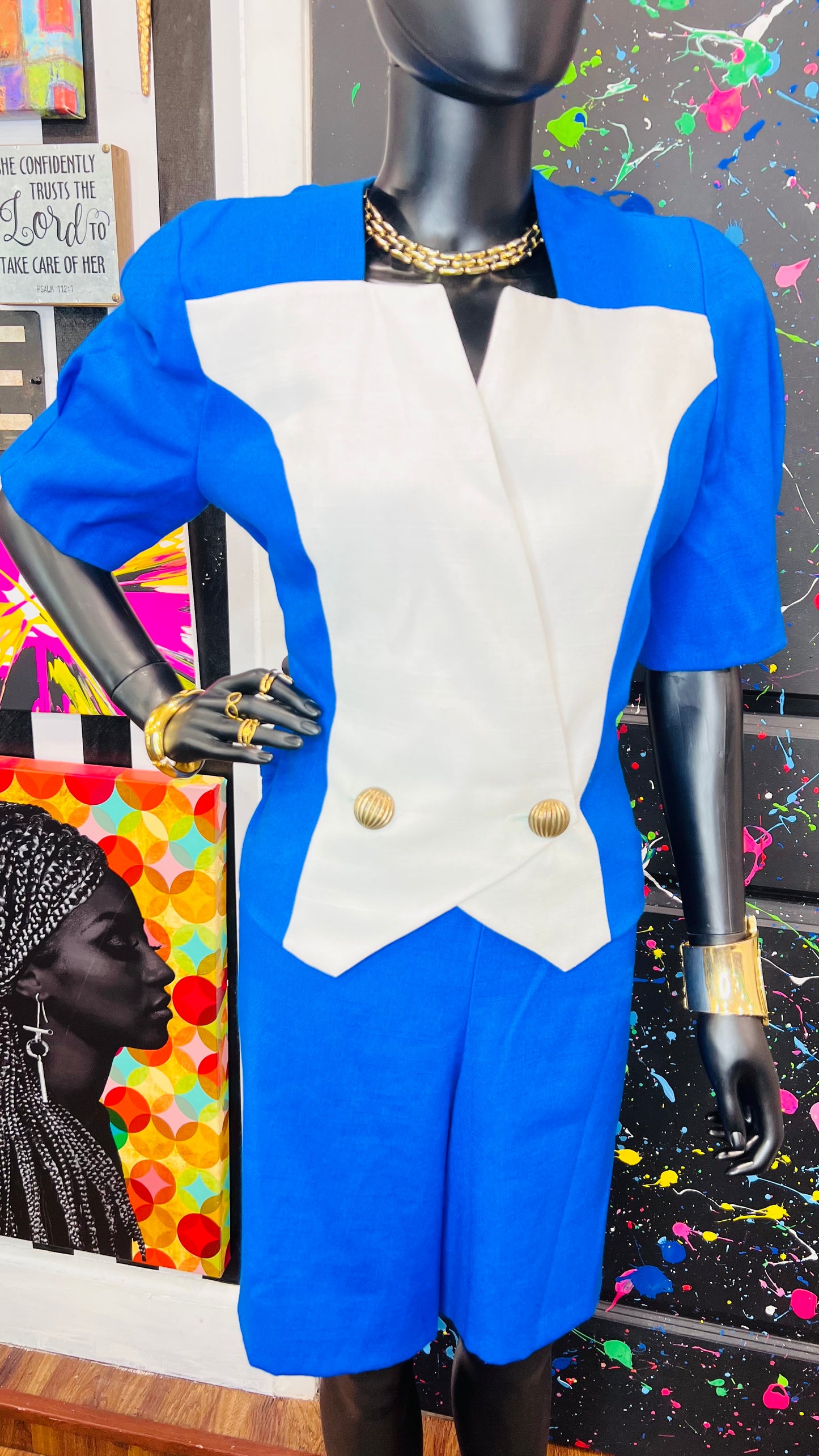 Vintage Blue & White Short Set (12)