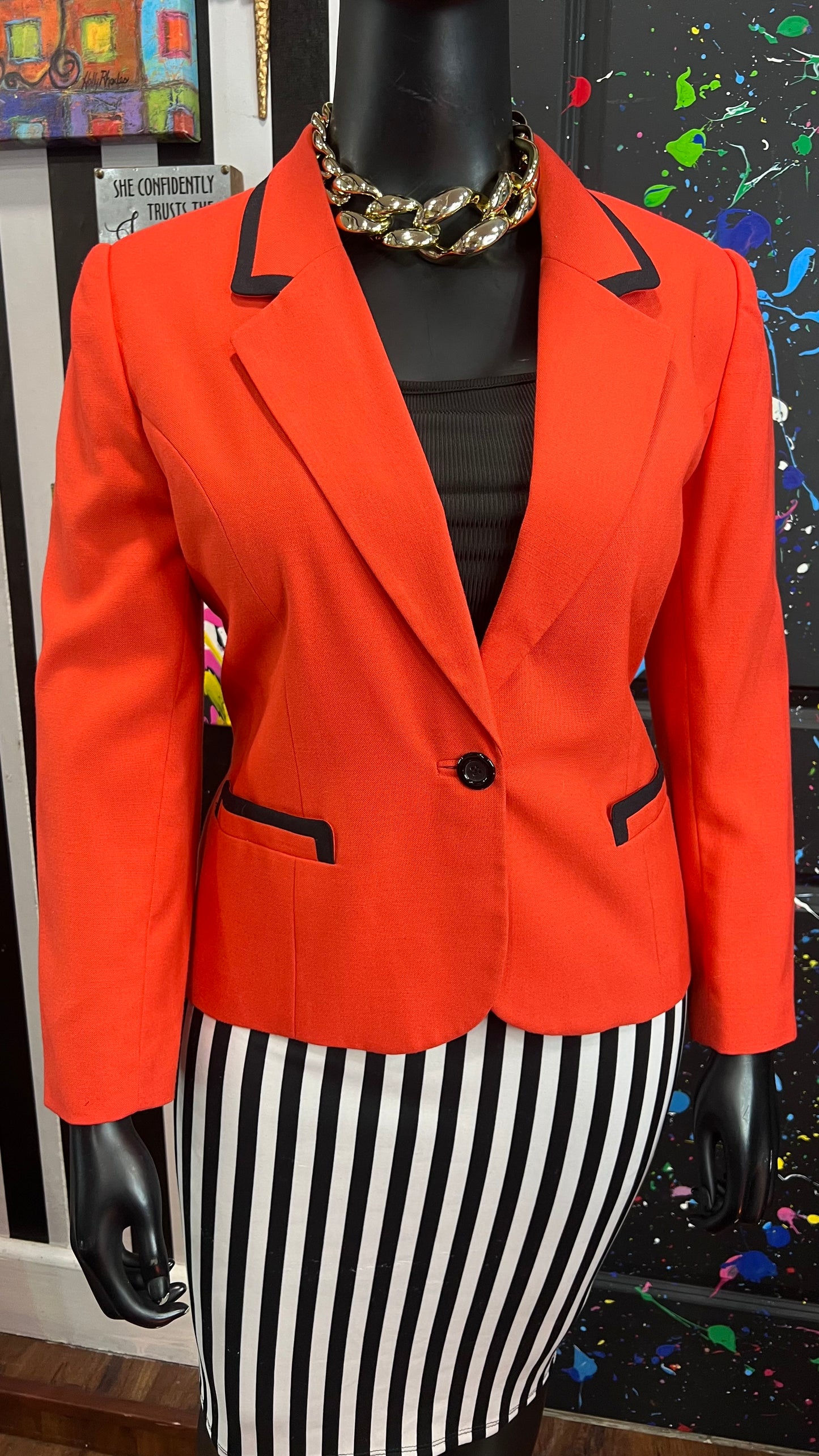Vintage Cropped Red & Black Trim Blazer (16W)