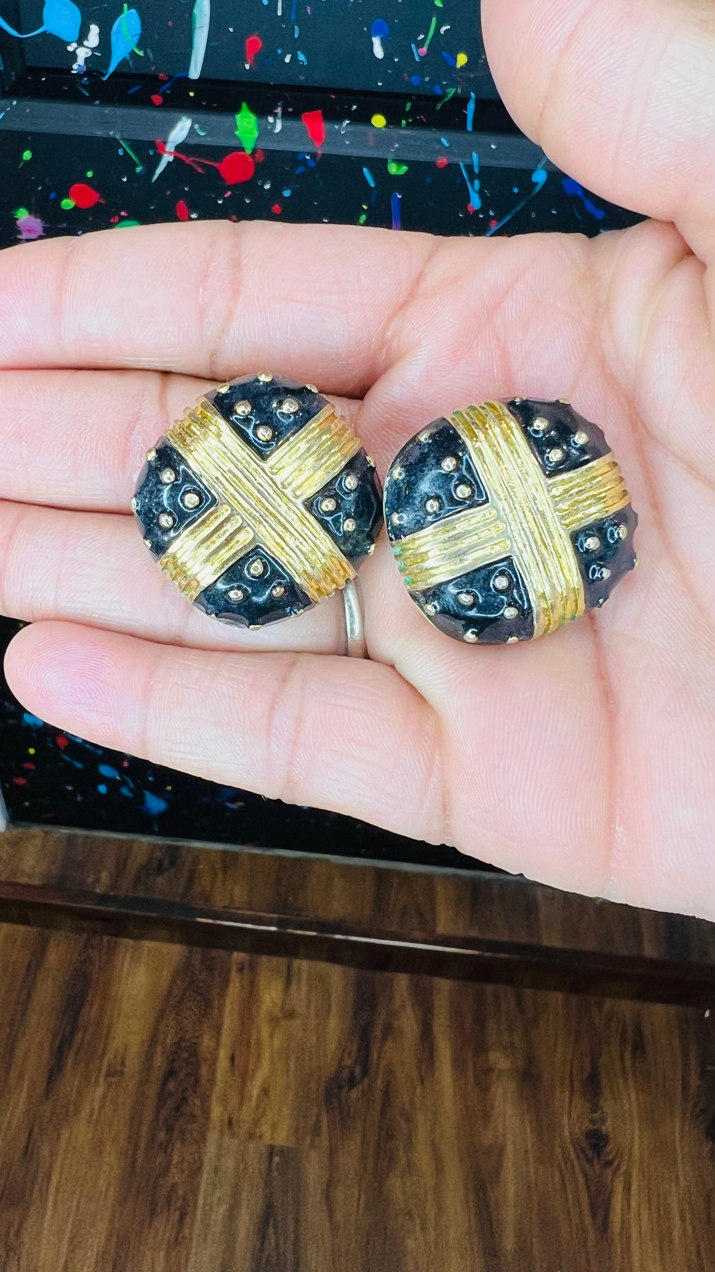 Vintage Round & Stud Black & Gold Clip On Earrings