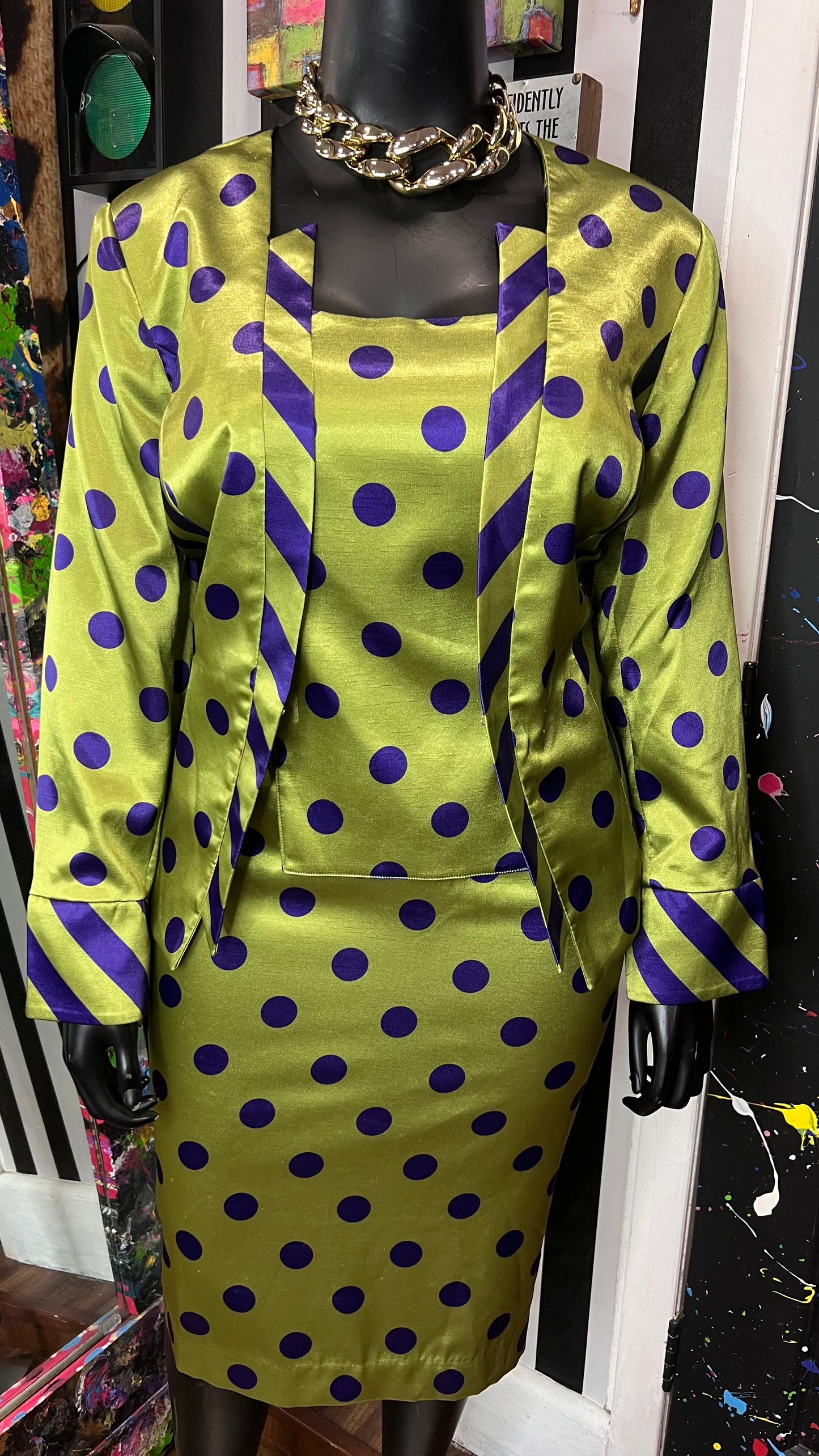 Vintage Green & Purple Skit Suit (22W)