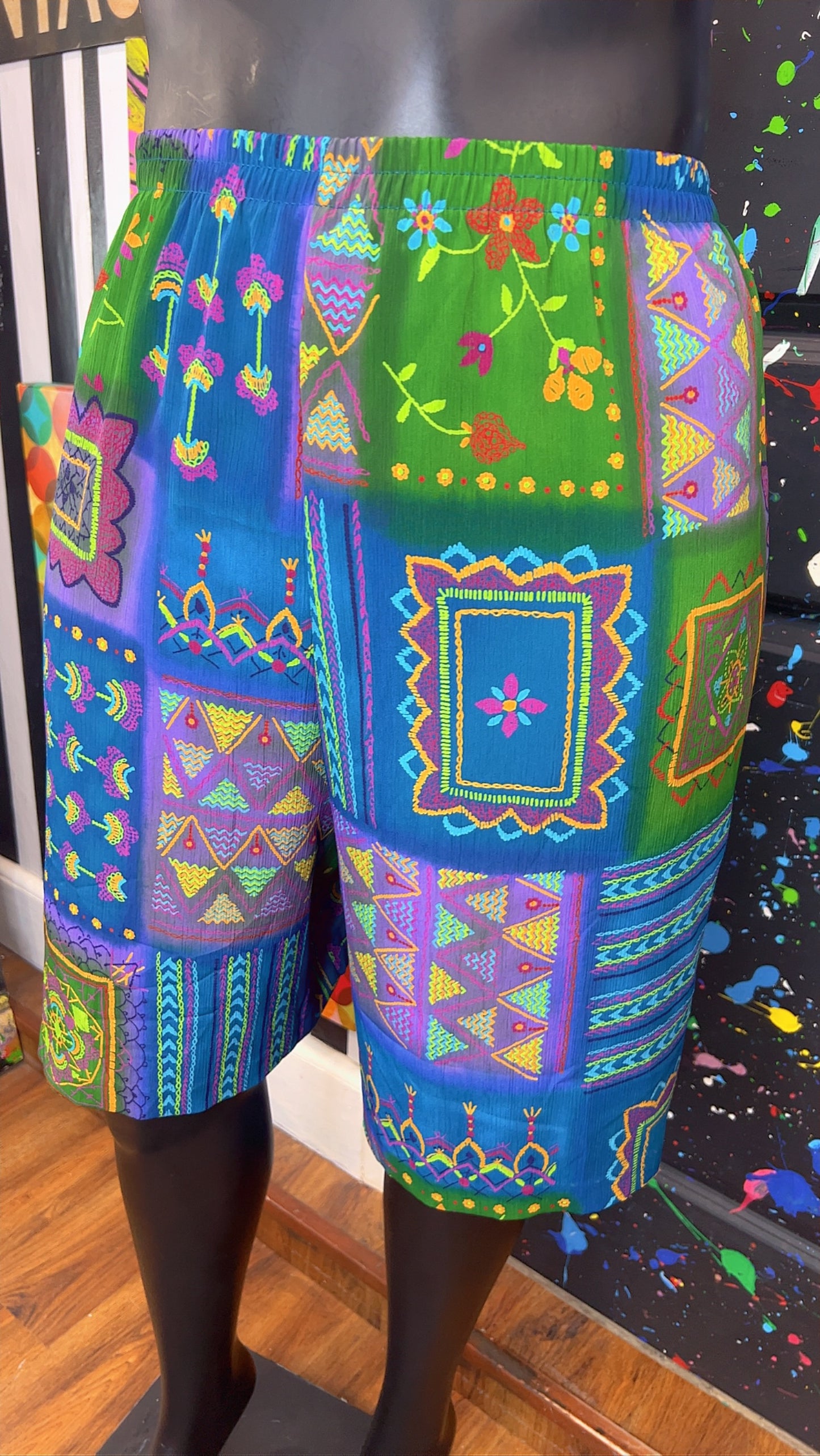 Vintage Abstract Shorts (20)