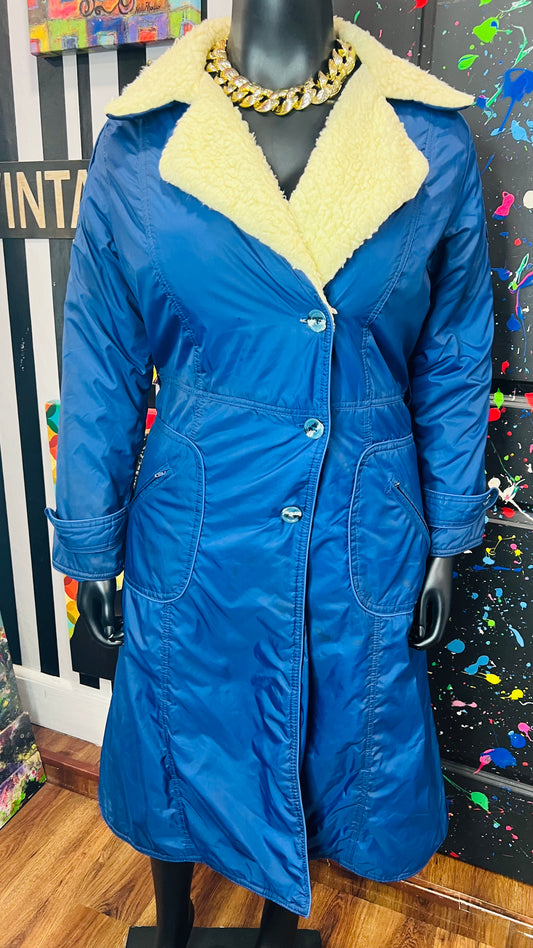 Vintage 70’s Navy Blue Double Breasted Puffer Coat (20 1/2)