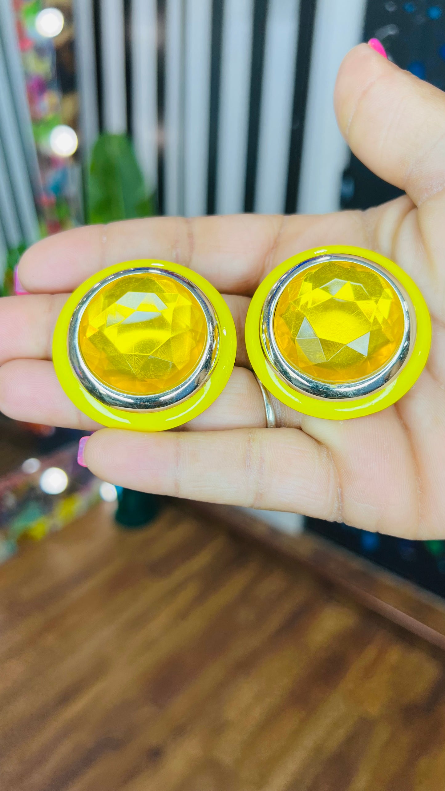 Vintage Yellow Jewel Clip On Earrings