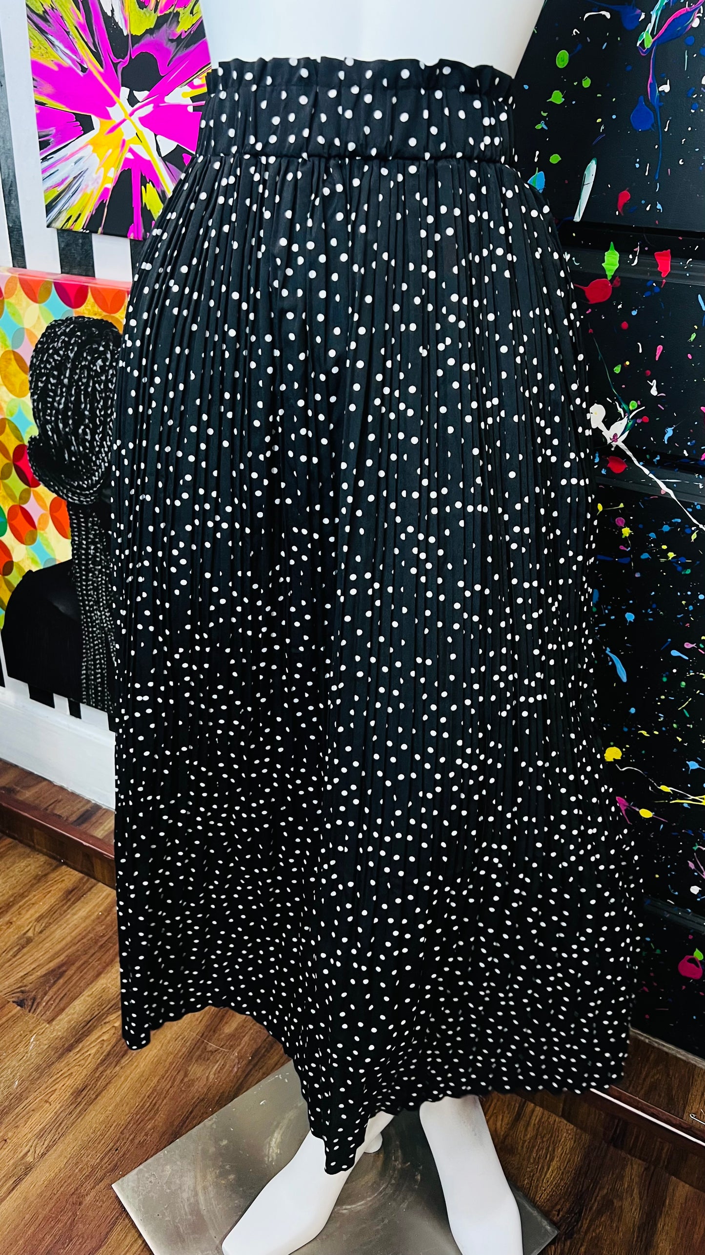 New w/Tags Paper Bag Waist Polka Dot Black & White Skirt (22)