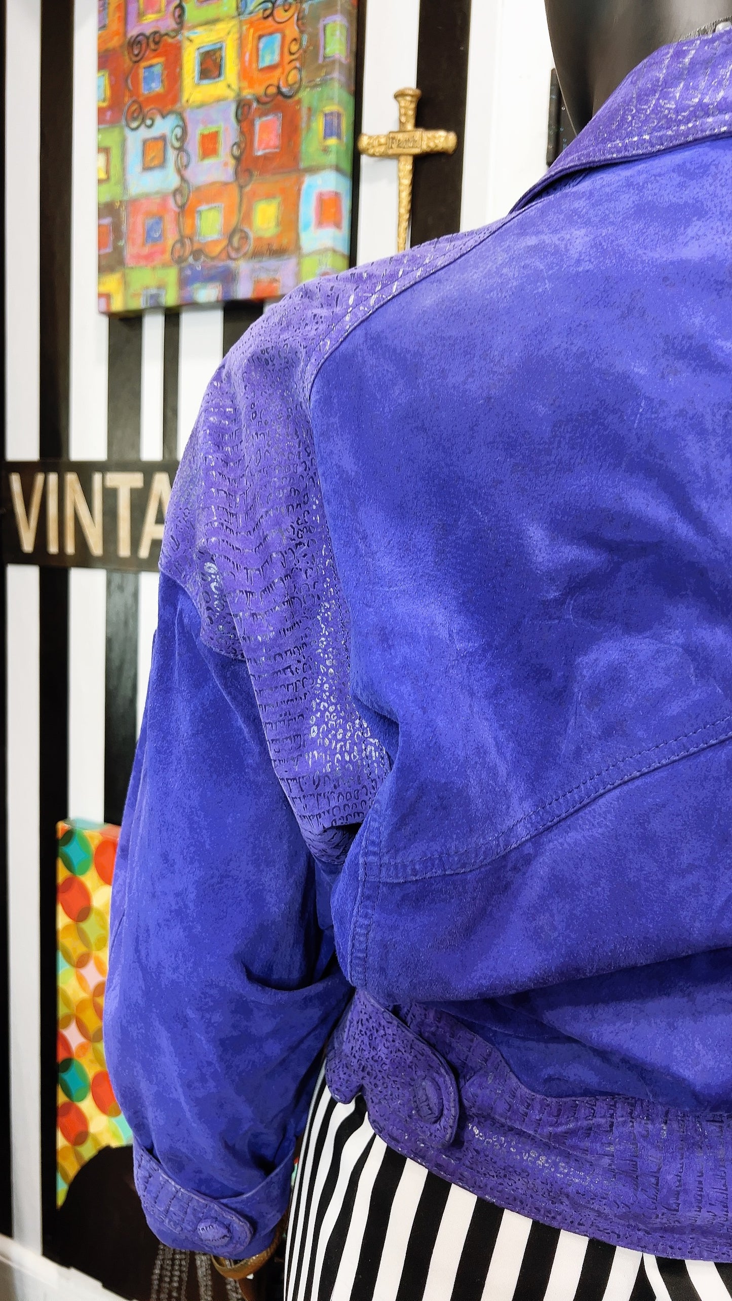 Vintage Purple Suede Leather Cropped Jacket (18)