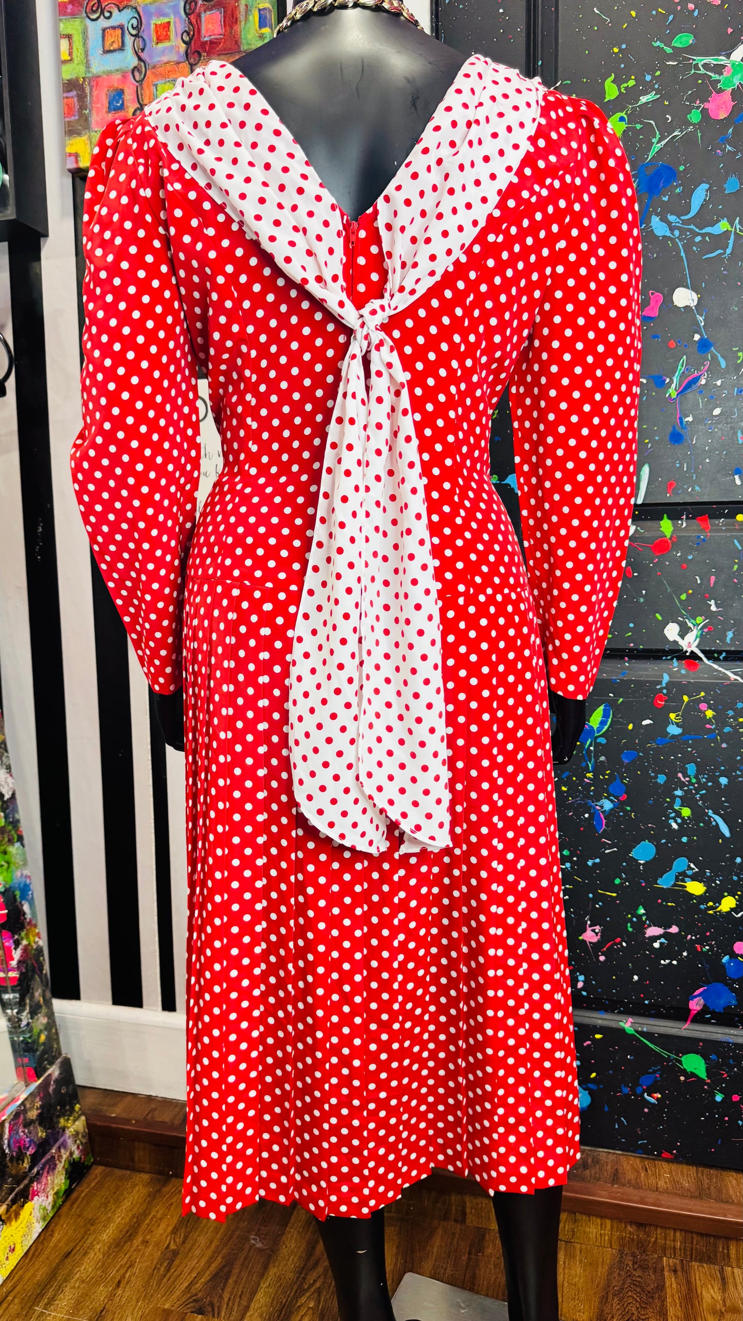Vintage Red & White Polka Dot Dress (16)
