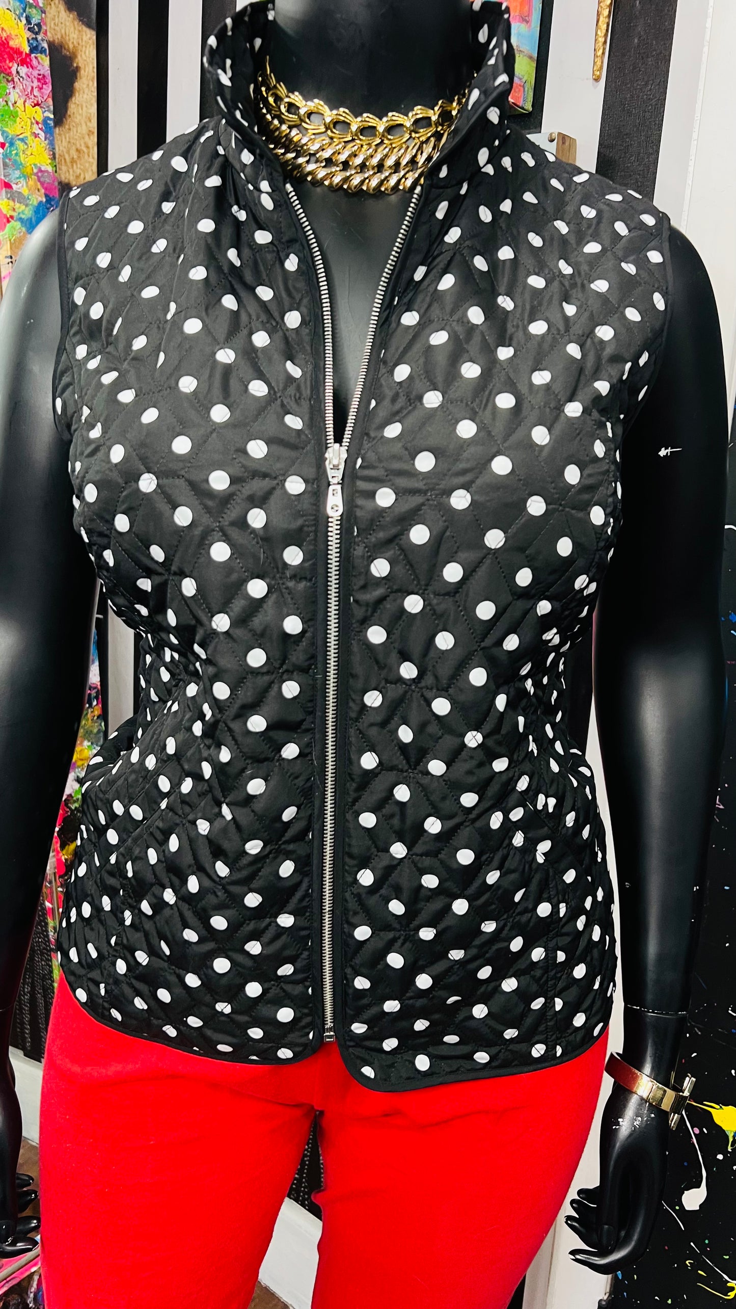 All Over Polka Dot Light Puffer Vest (14/16)