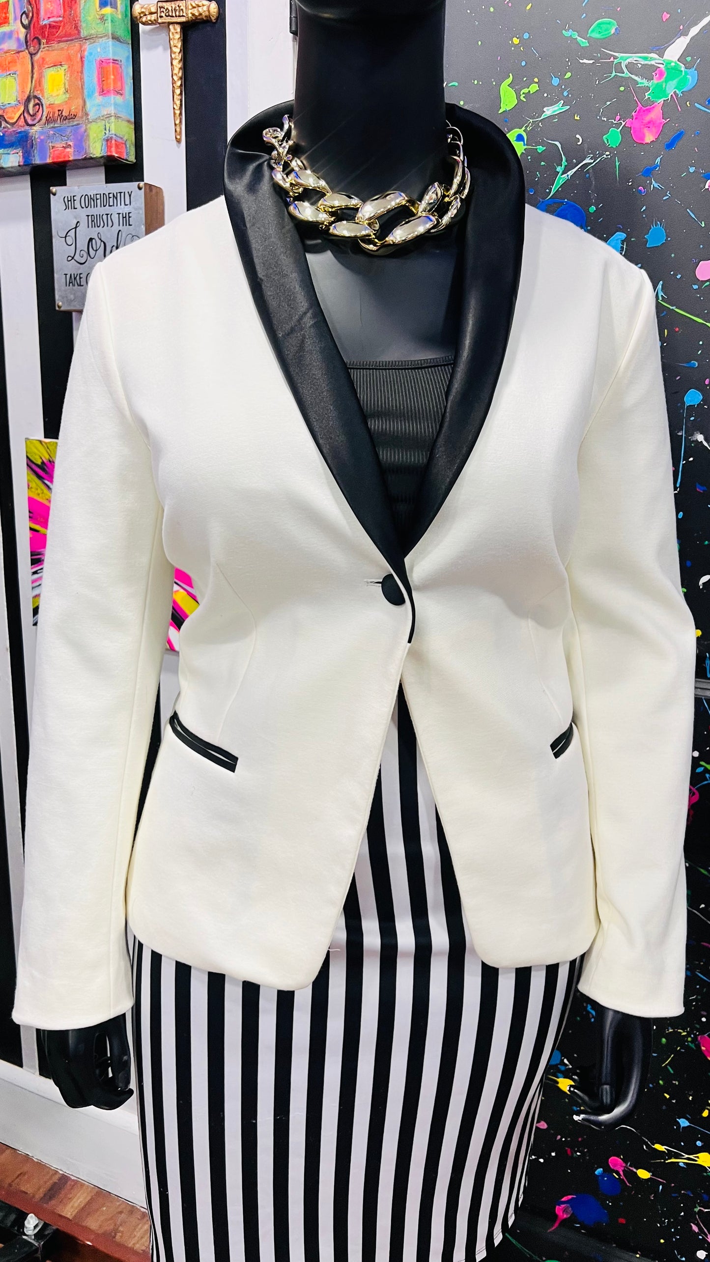 Vintage Black & Cream Blazer (18) *KC