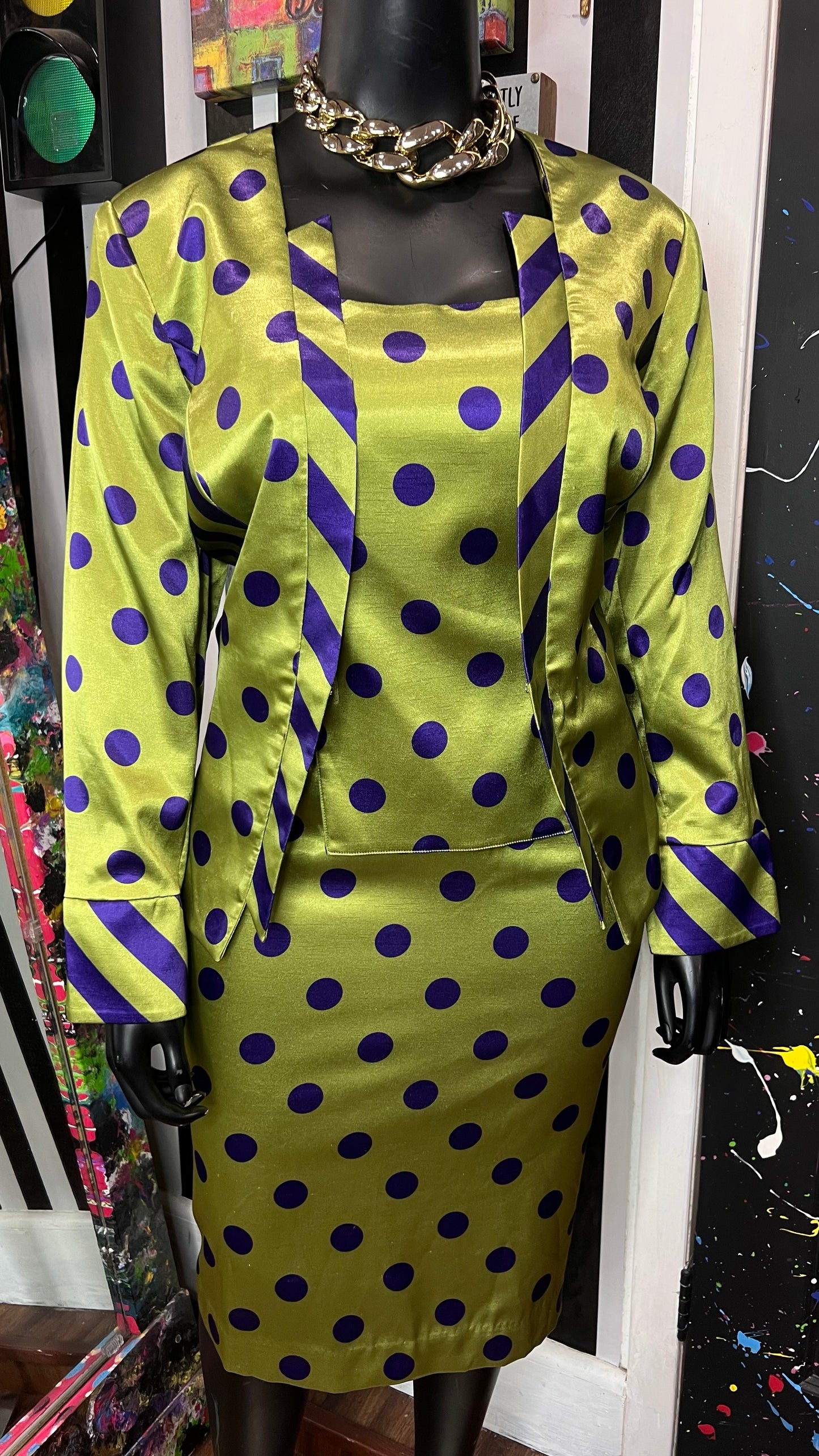 Vintage Green & Purple Skit Suit (22W)