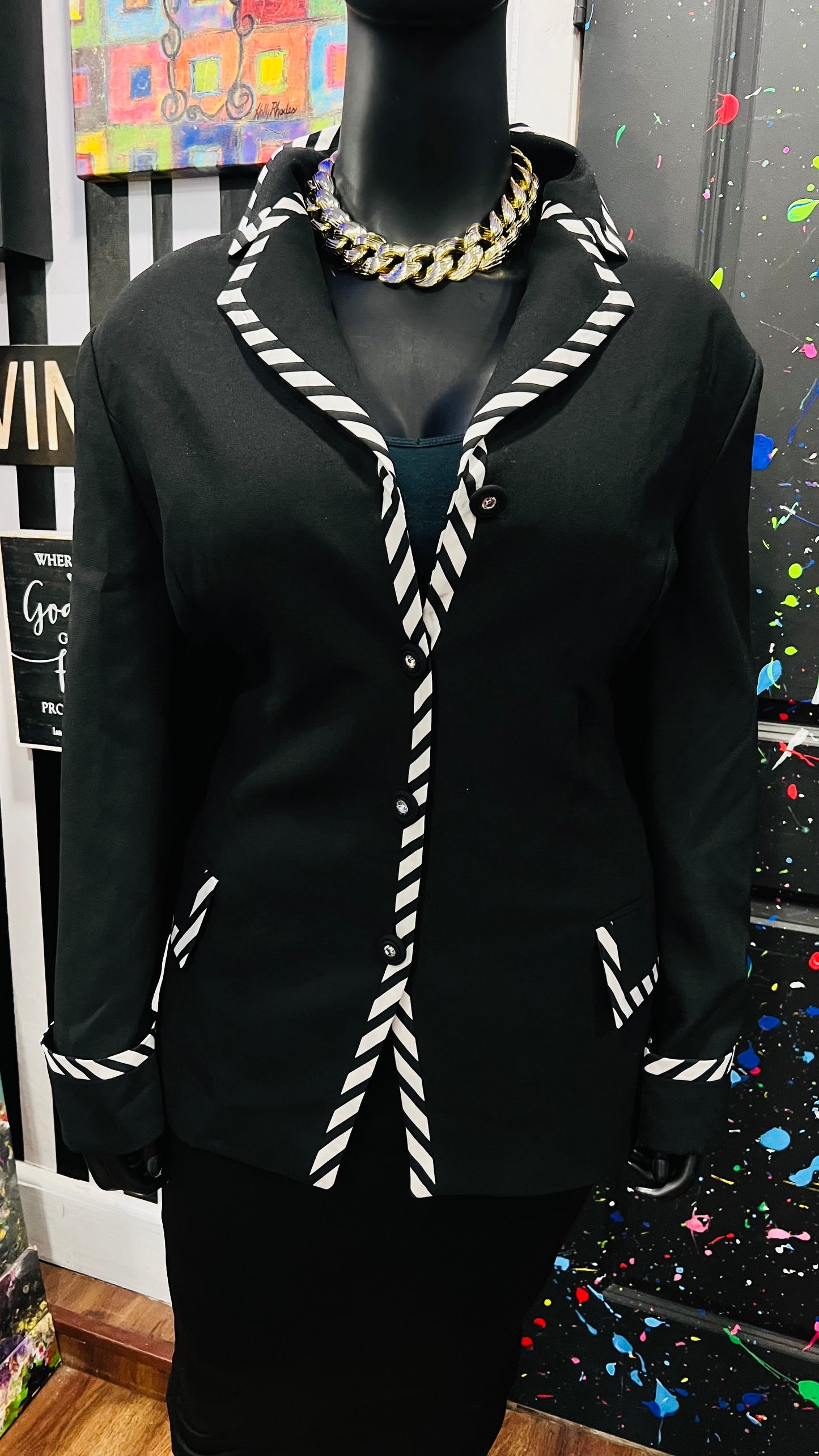 Vintage Black & White Blazer (24W)