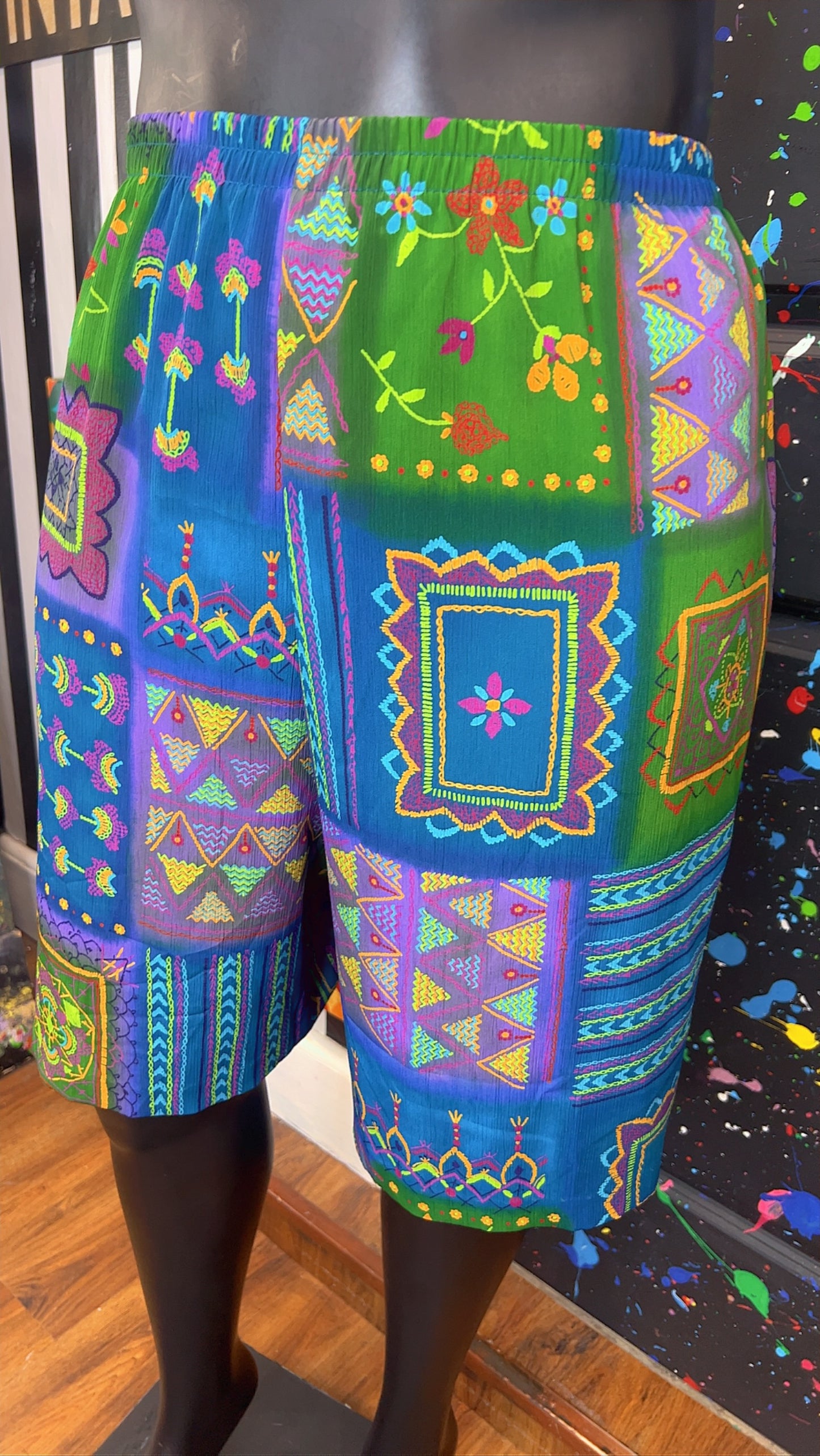 Vintage Abstract Shorts (20)