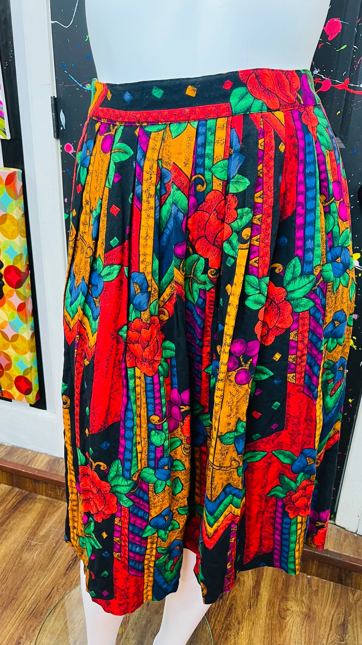 Vintage Vibrant 90’s Rayon Skirt (16)