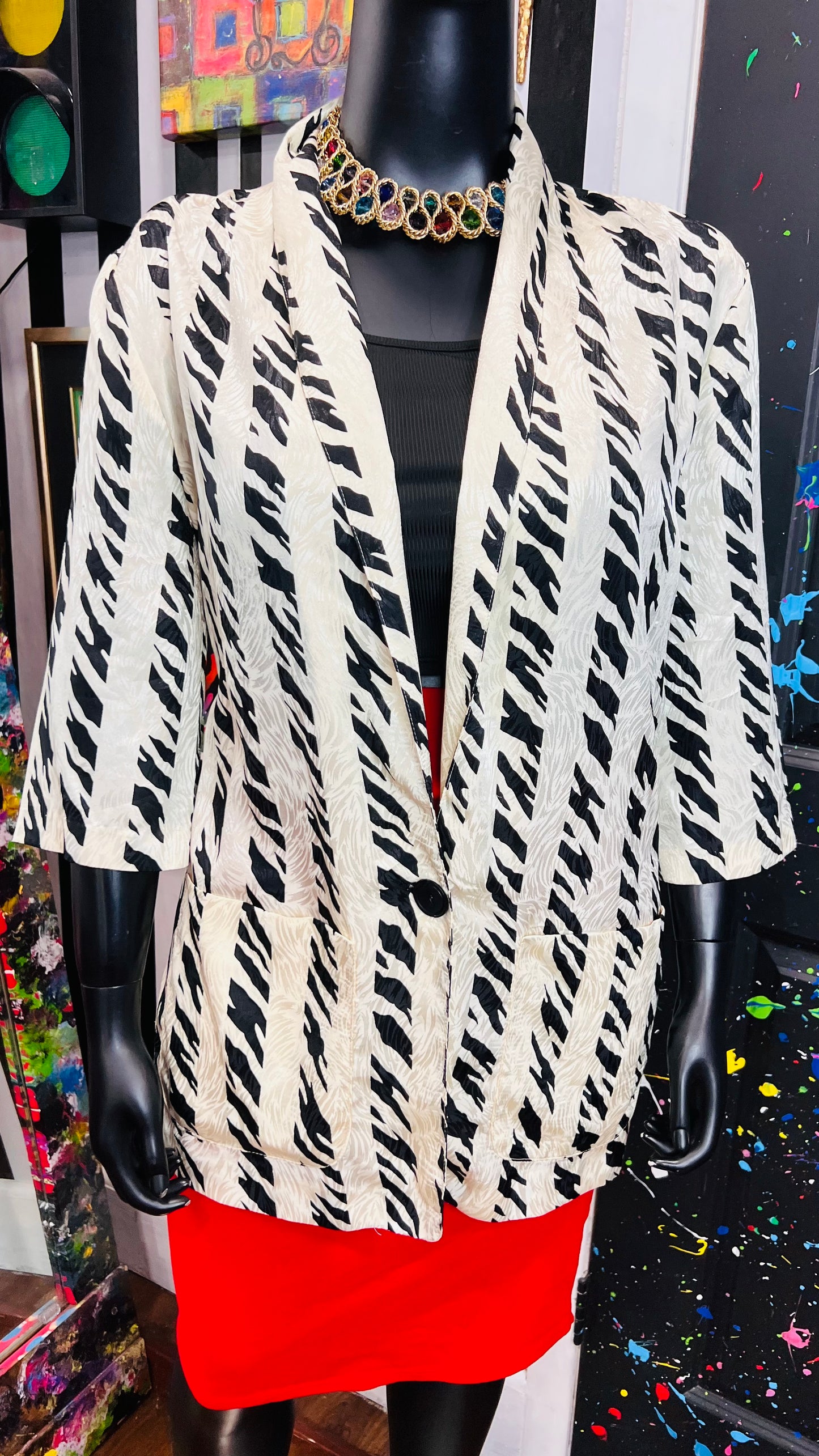 Vintage 3/4 Black & White 90’s Blazer (20 1/2)