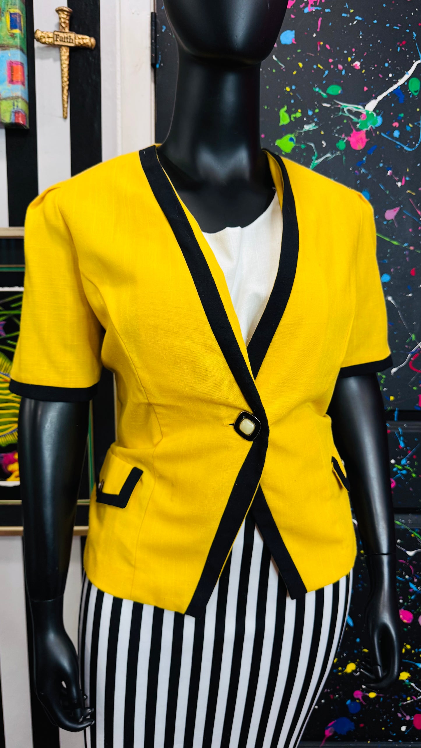 Vintage Yellow & Black Trim Blouse (16)