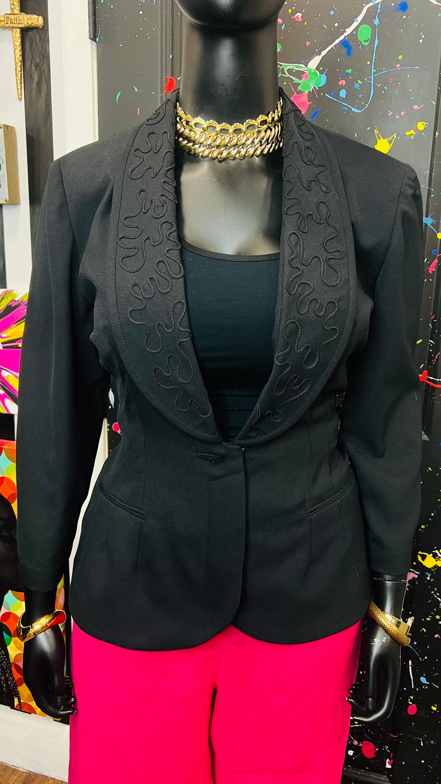 Vintage Black Embroidered Blazer (18)