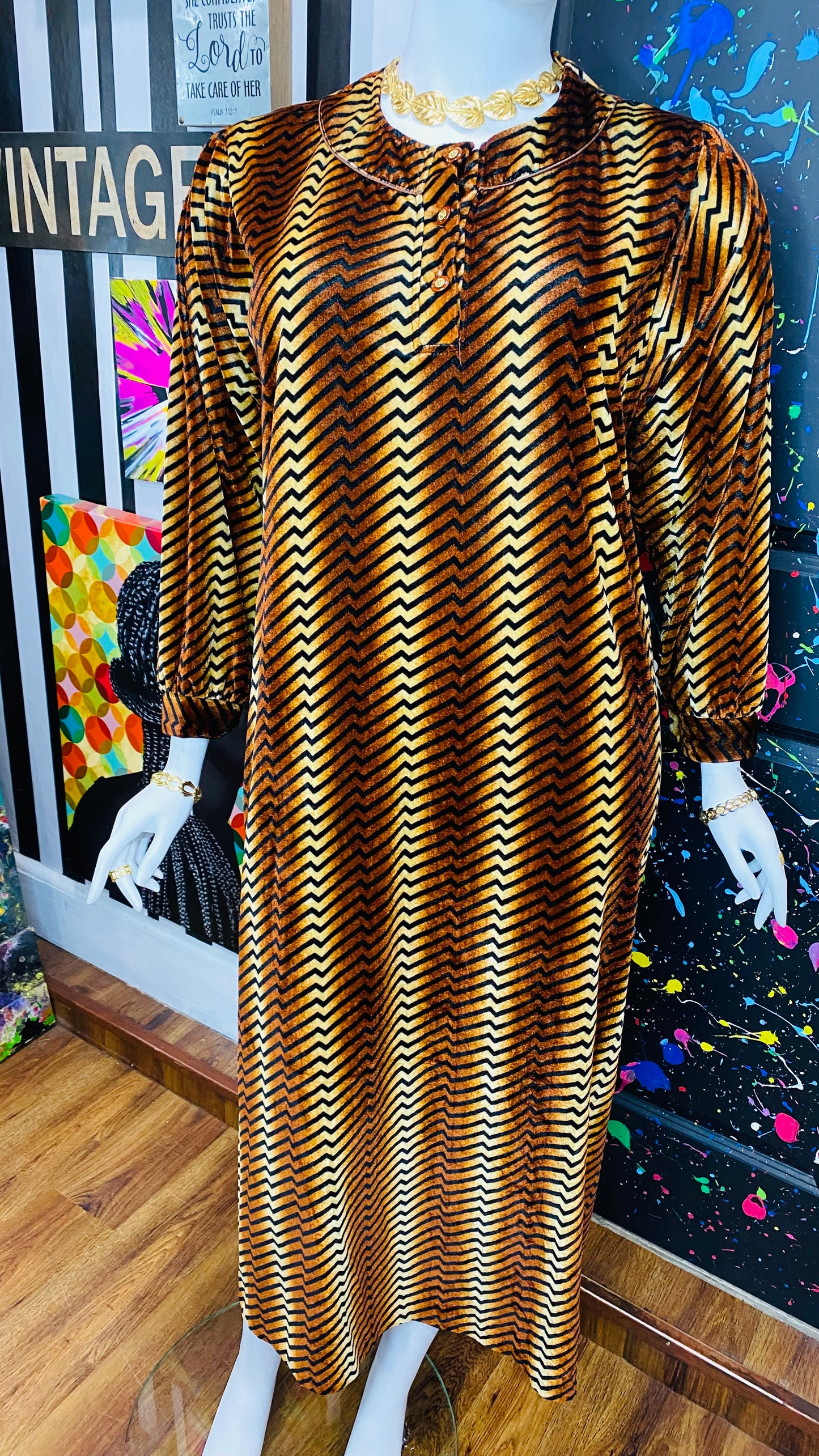 Vintage Velour Dress (20)