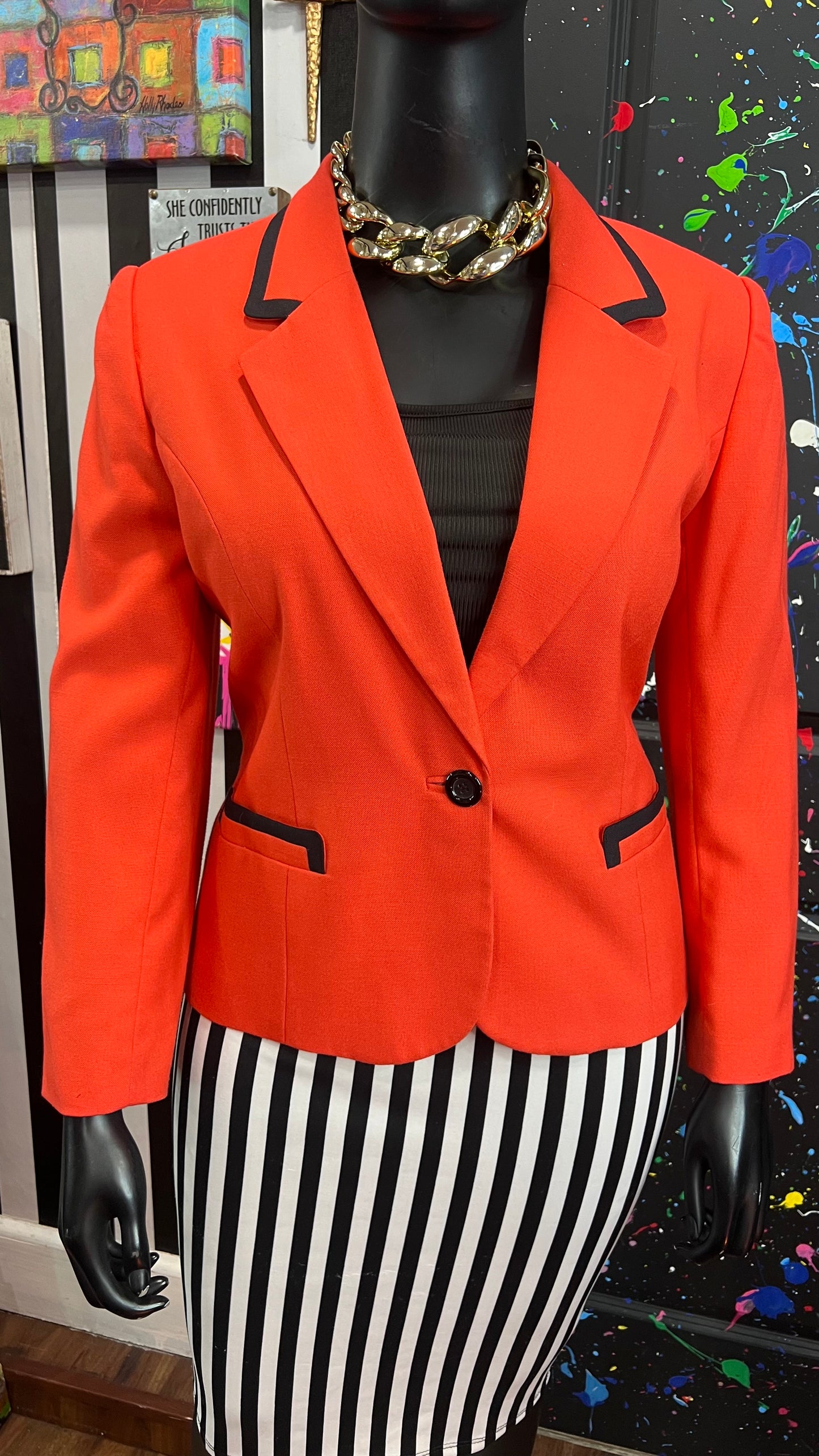 Vintage Cropped Red & Black Trim Blazer (16W)