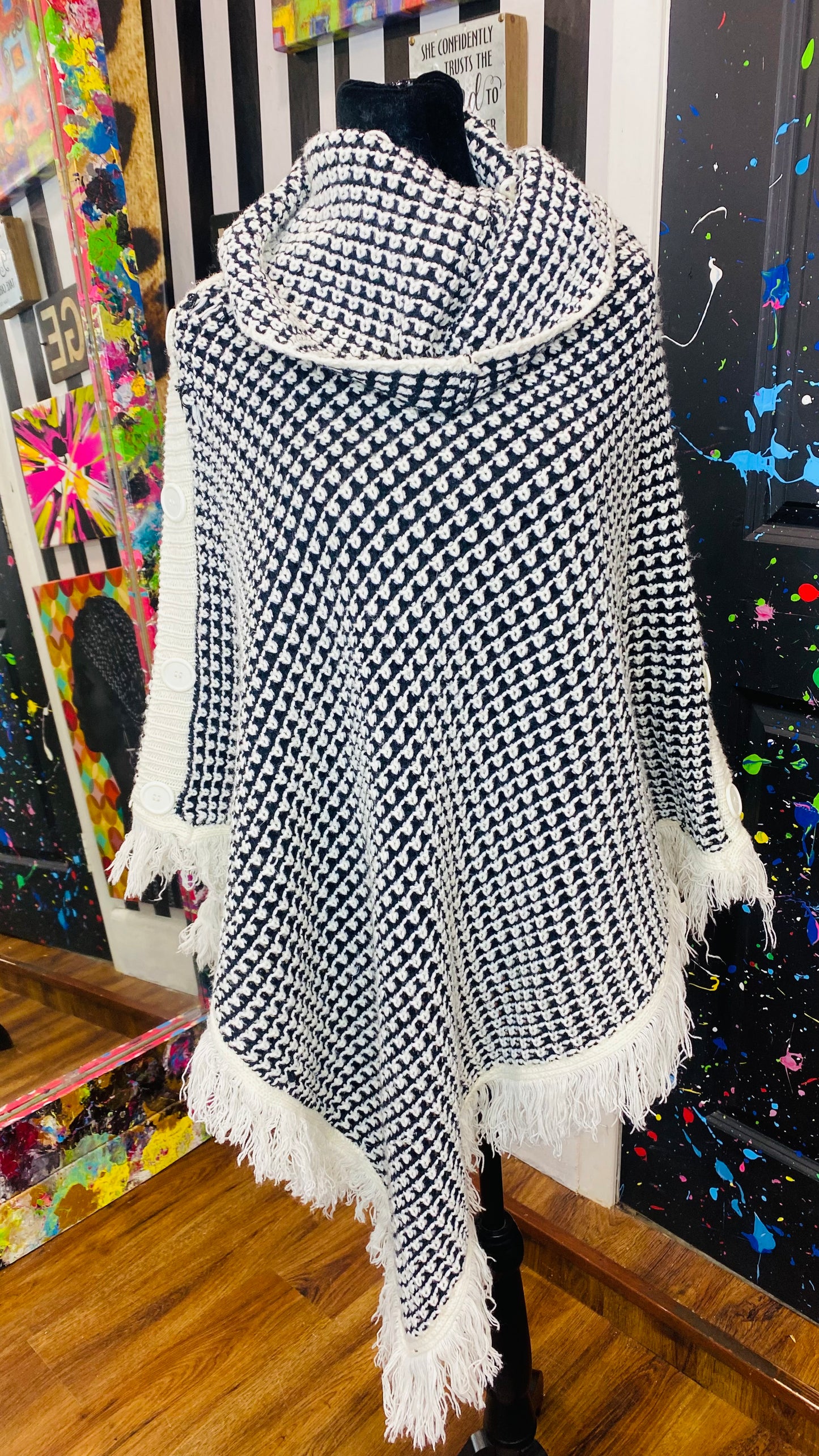 Black & White Knit Shaw (OS)