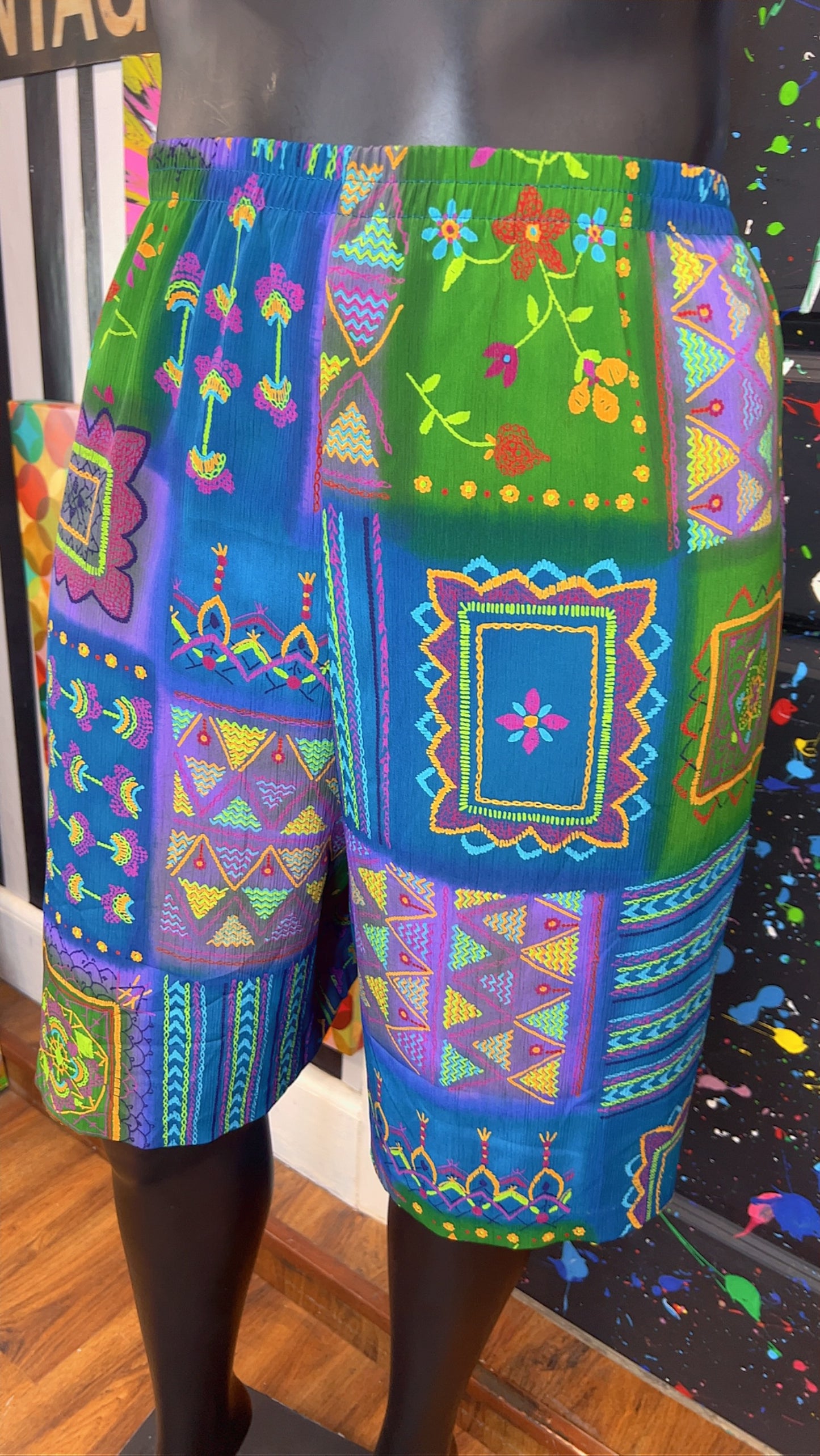 Vintage Abstract Shorts (20)