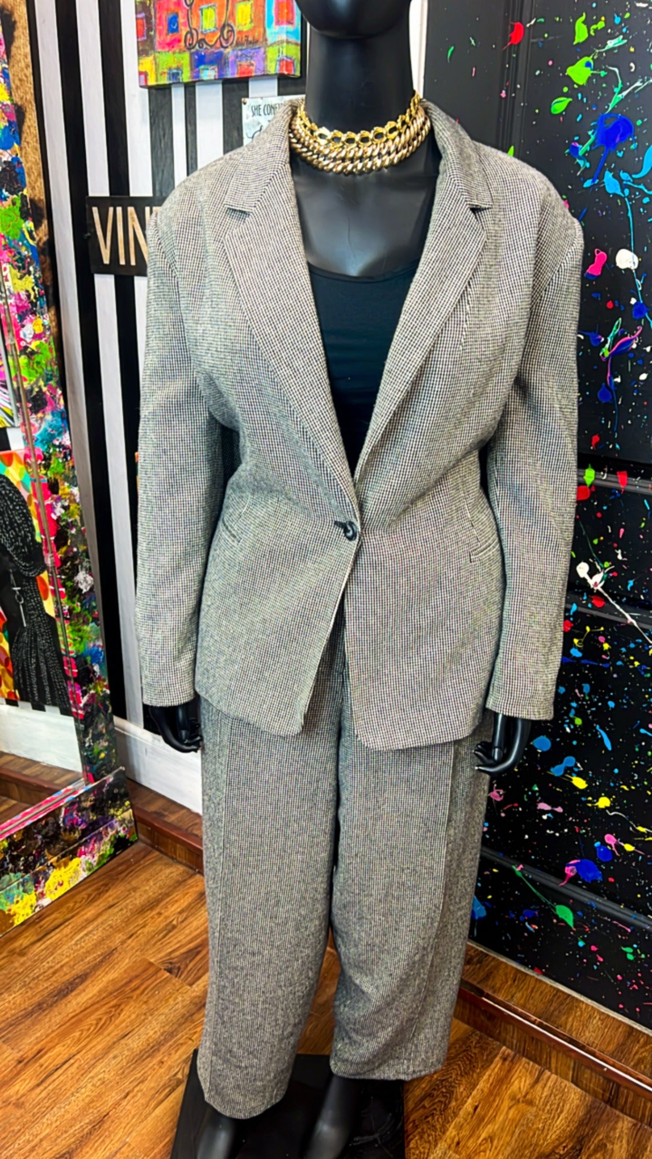 Vintage Wool Black & White Suit (24W)