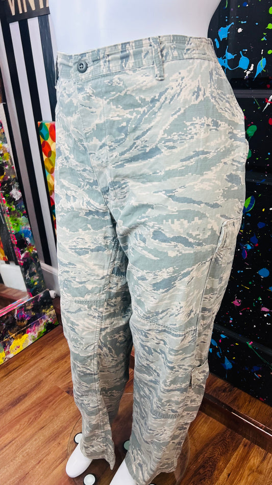 Authentic Camouflage Pants (16)