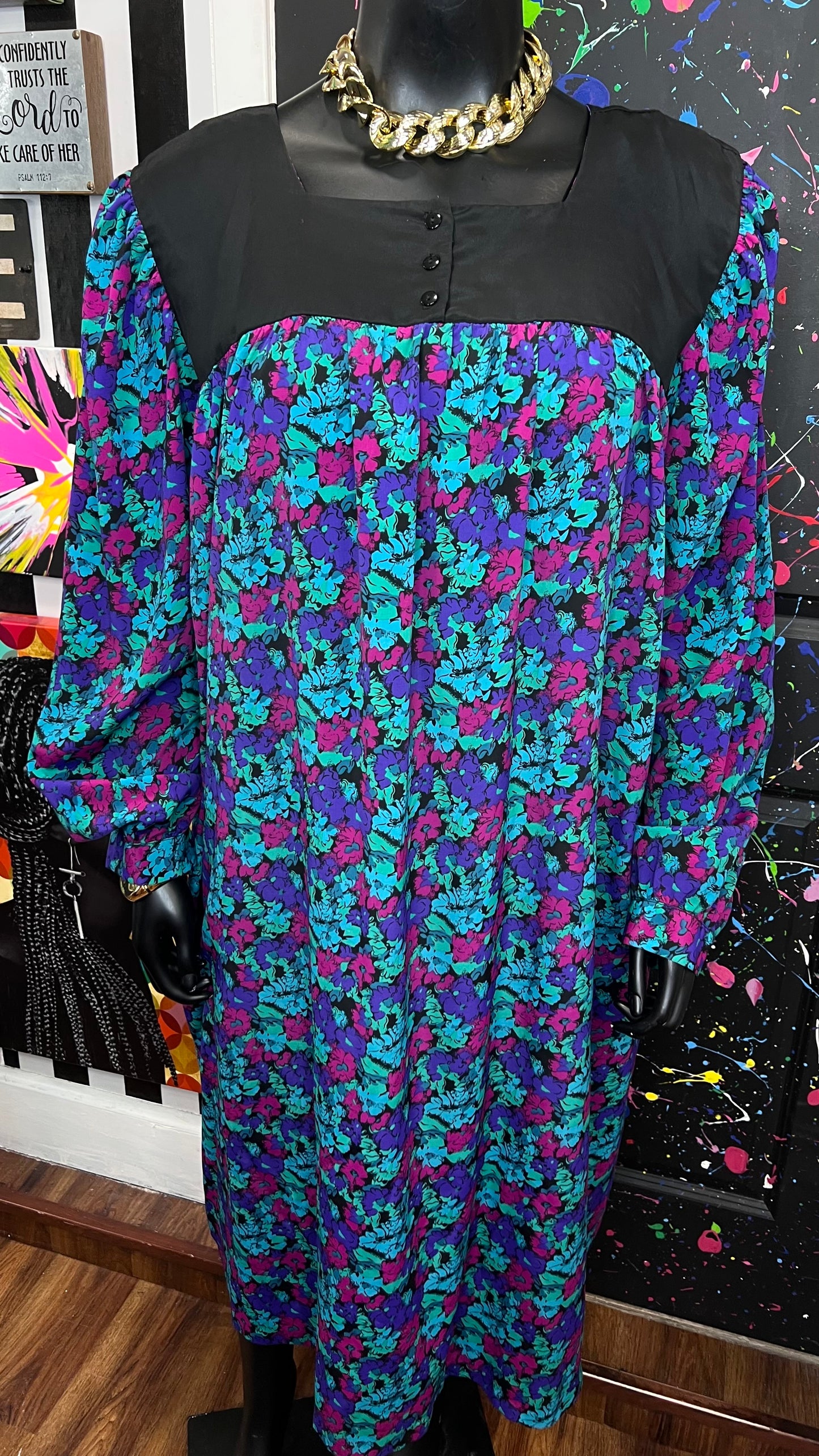 Vintage Floral Dress (26/28)