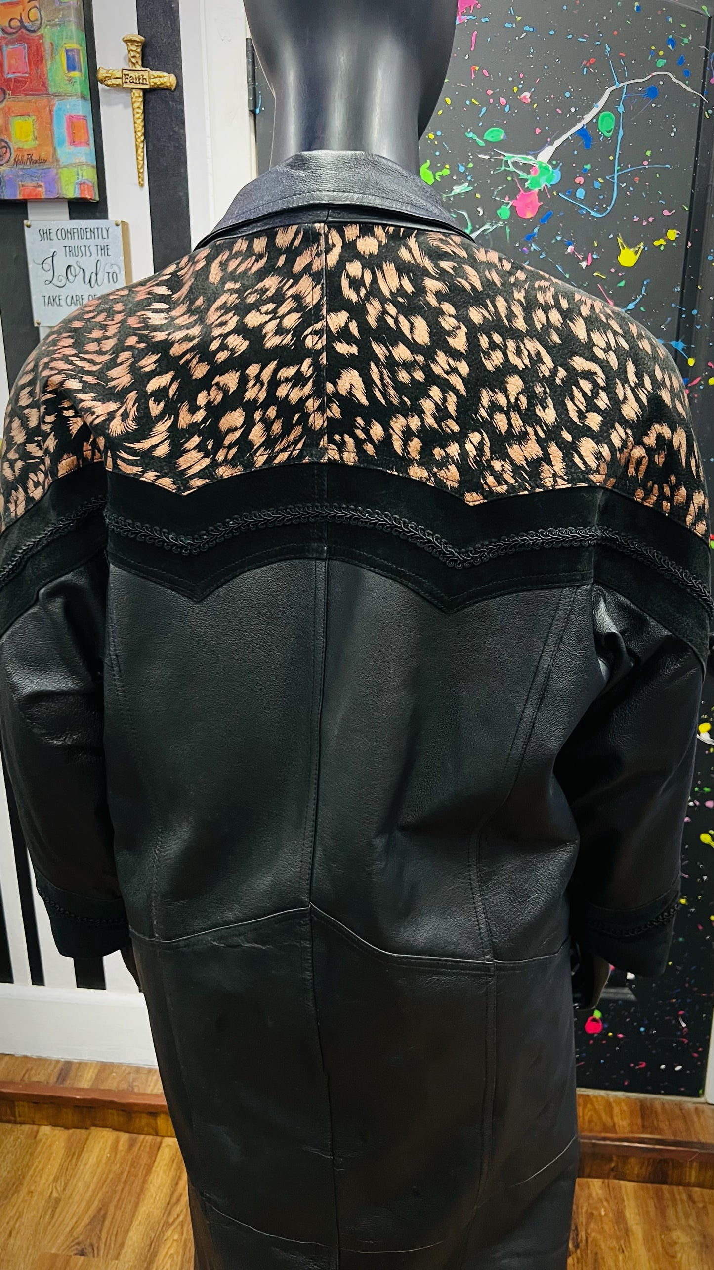 Vintage Genuine Leather Abstract Print Trench Coat (16)