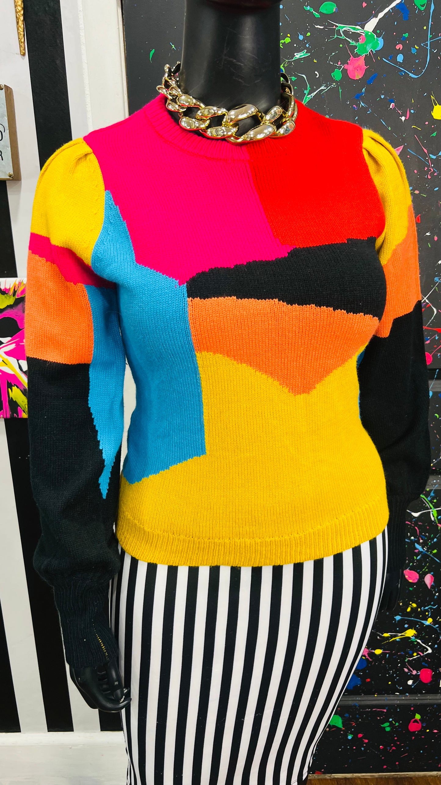 Colorful Knit Sweater (14/16)
