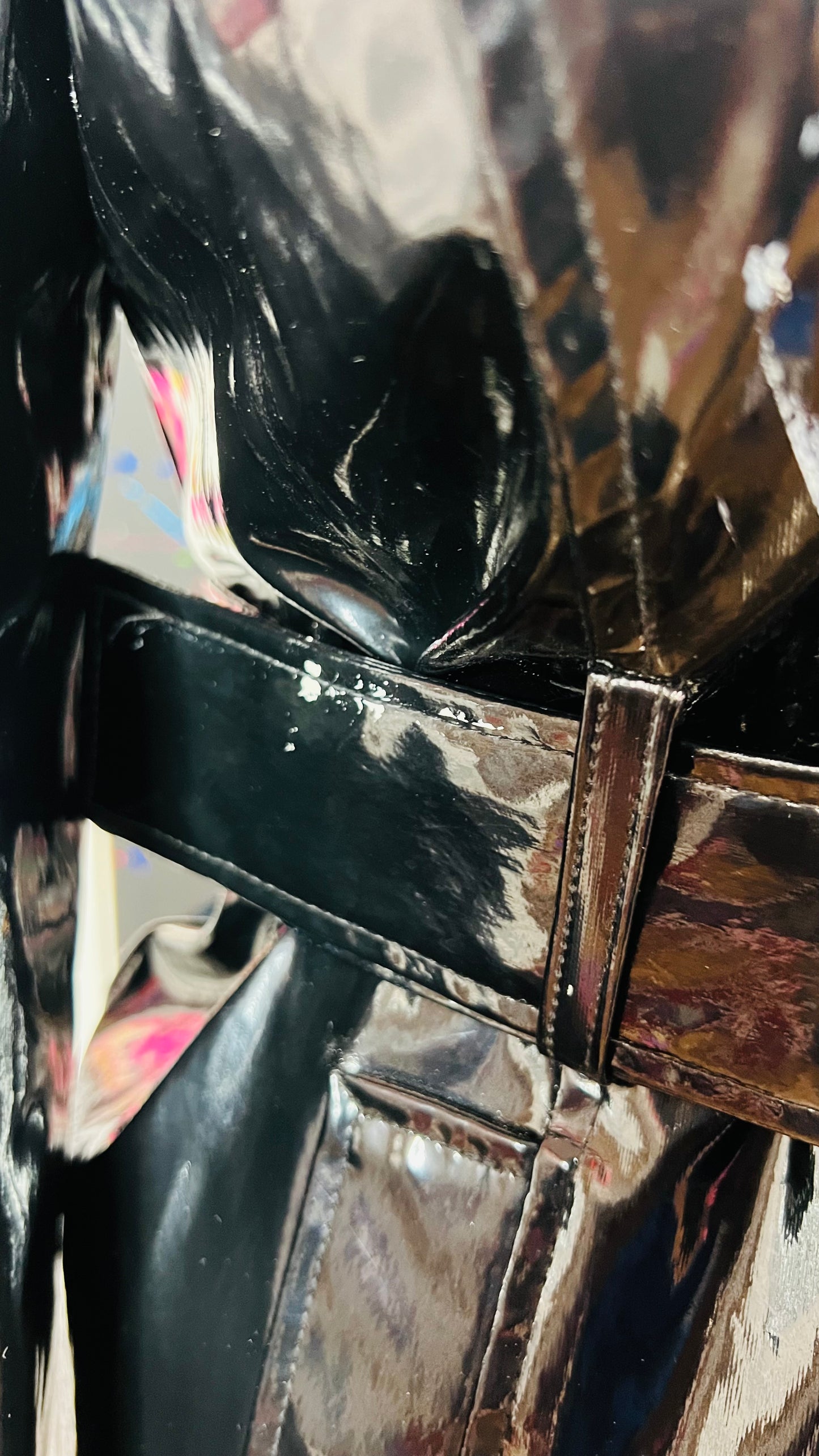 Vintage Black Trench Raincoat w/ Belt (14)