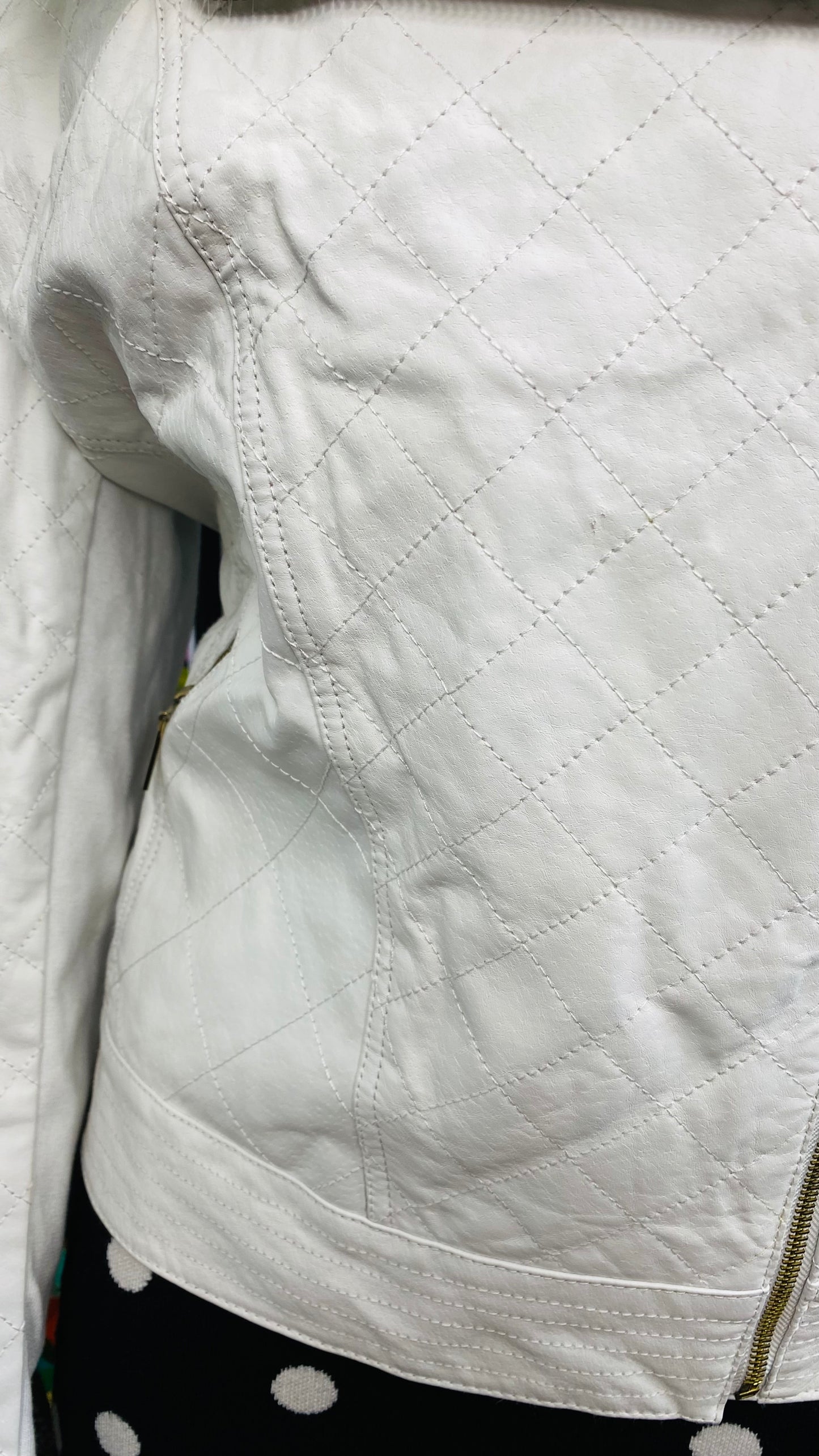 Vintage White Genuine Leather Jacket (18)