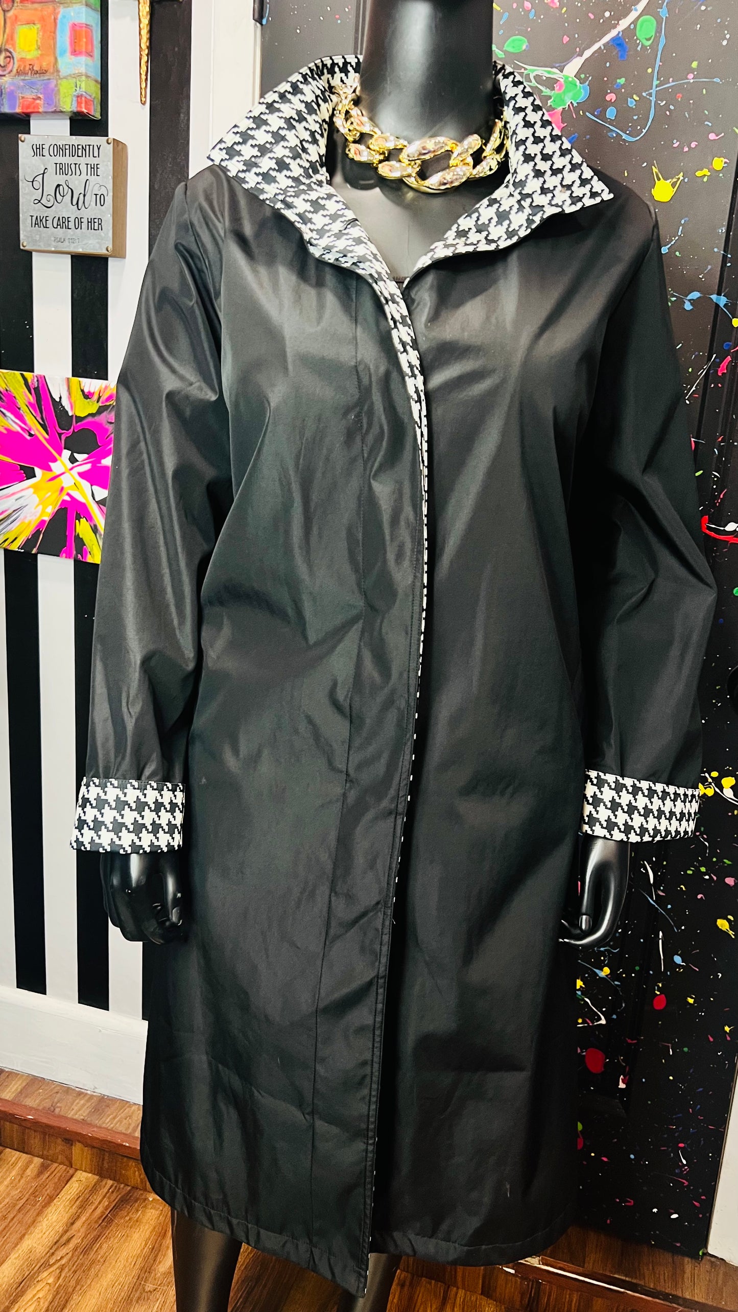 Vintage Hounds Tooth Rain Coat (20W)