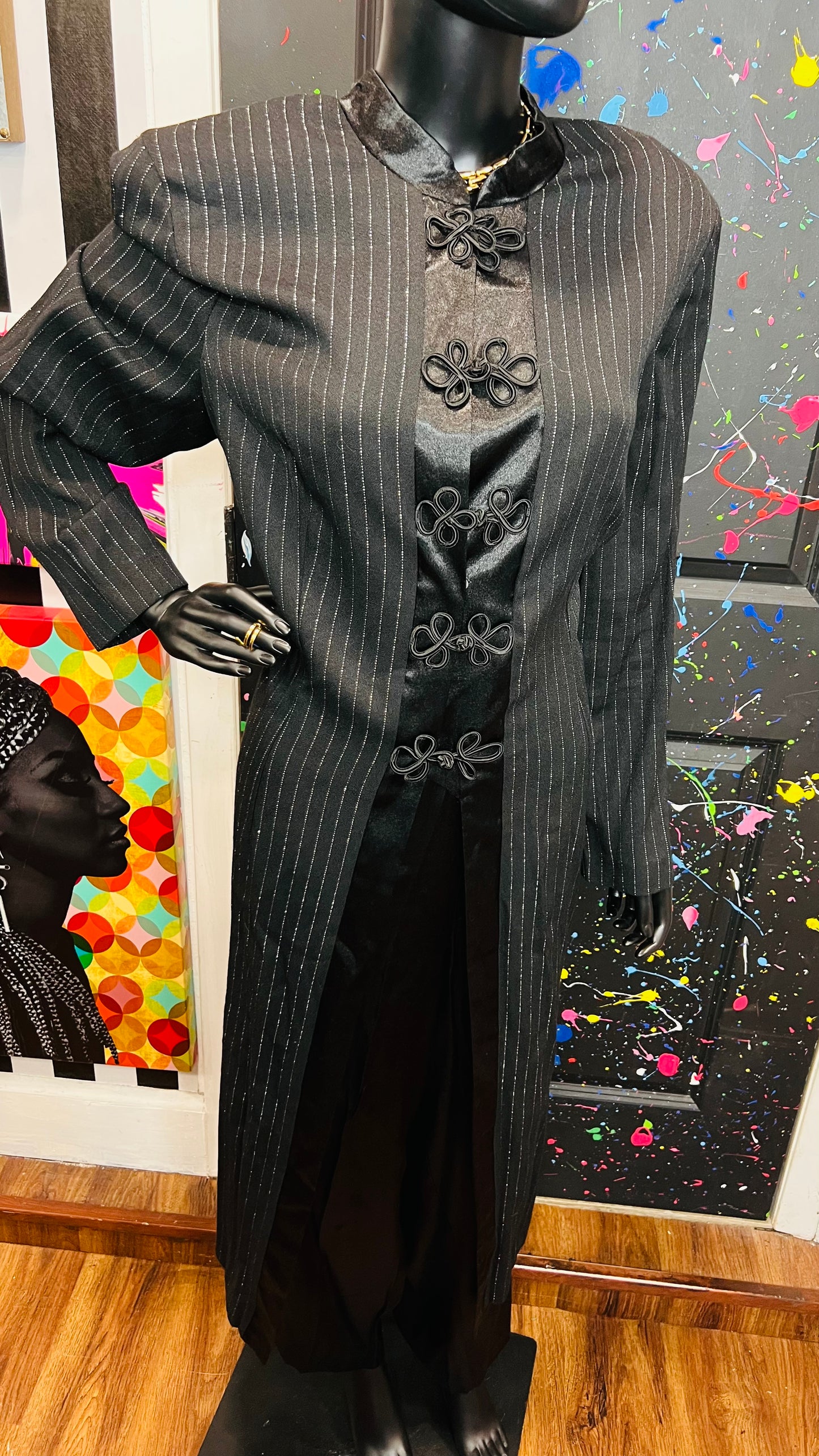 Vintage Black & Silver Pen Striped Pants Suit & Duster (20W)