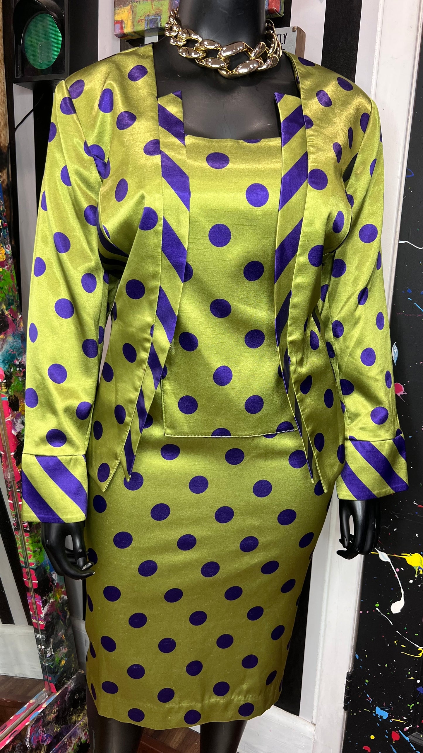 Vintage Green & Purple Skit Suit (22W)