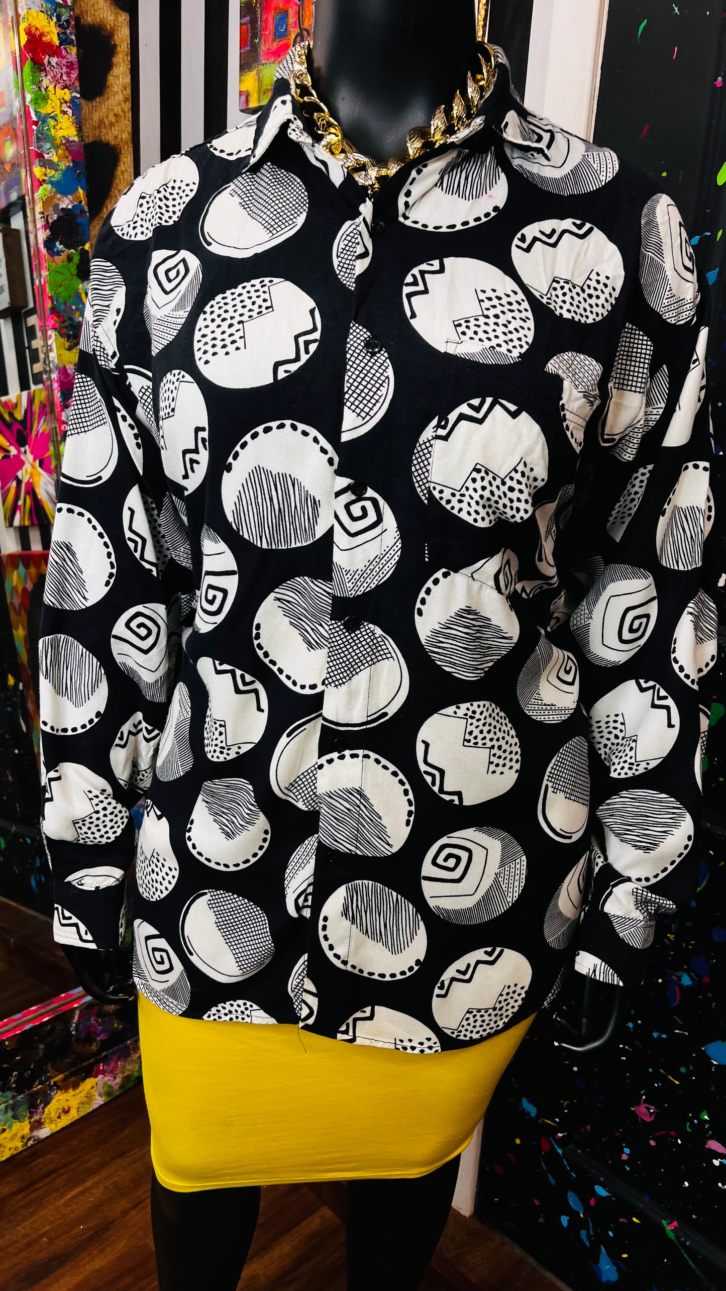 Vintage Black & White Circle Blouse (20)
