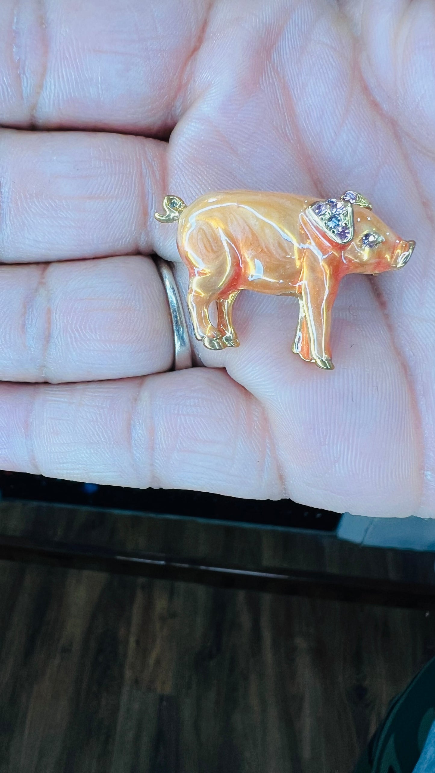 Vintage Peach Pig Brooch Pin