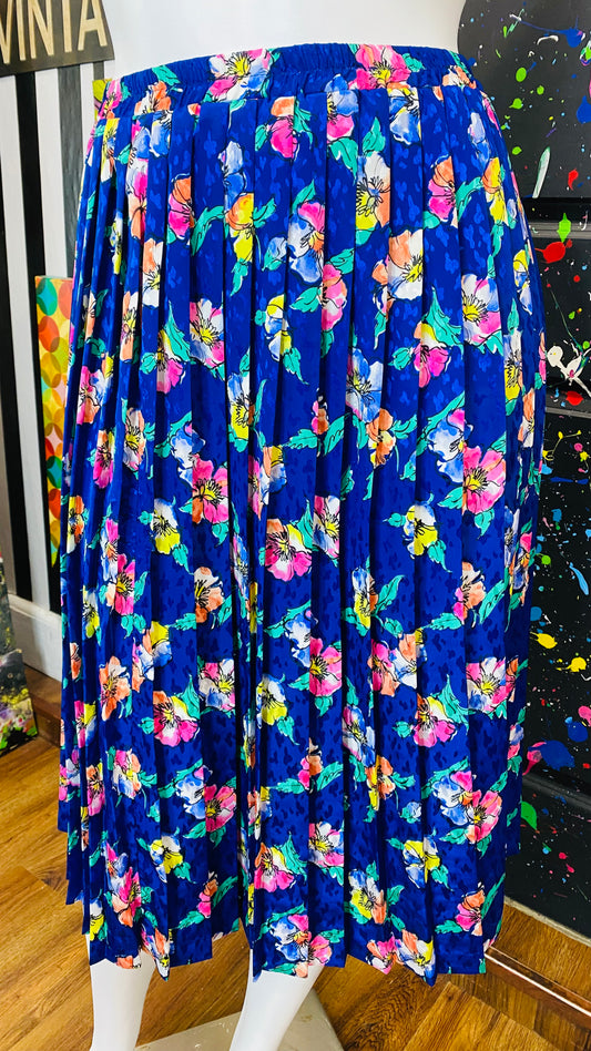 Vintage Floral Skirt (14/16)