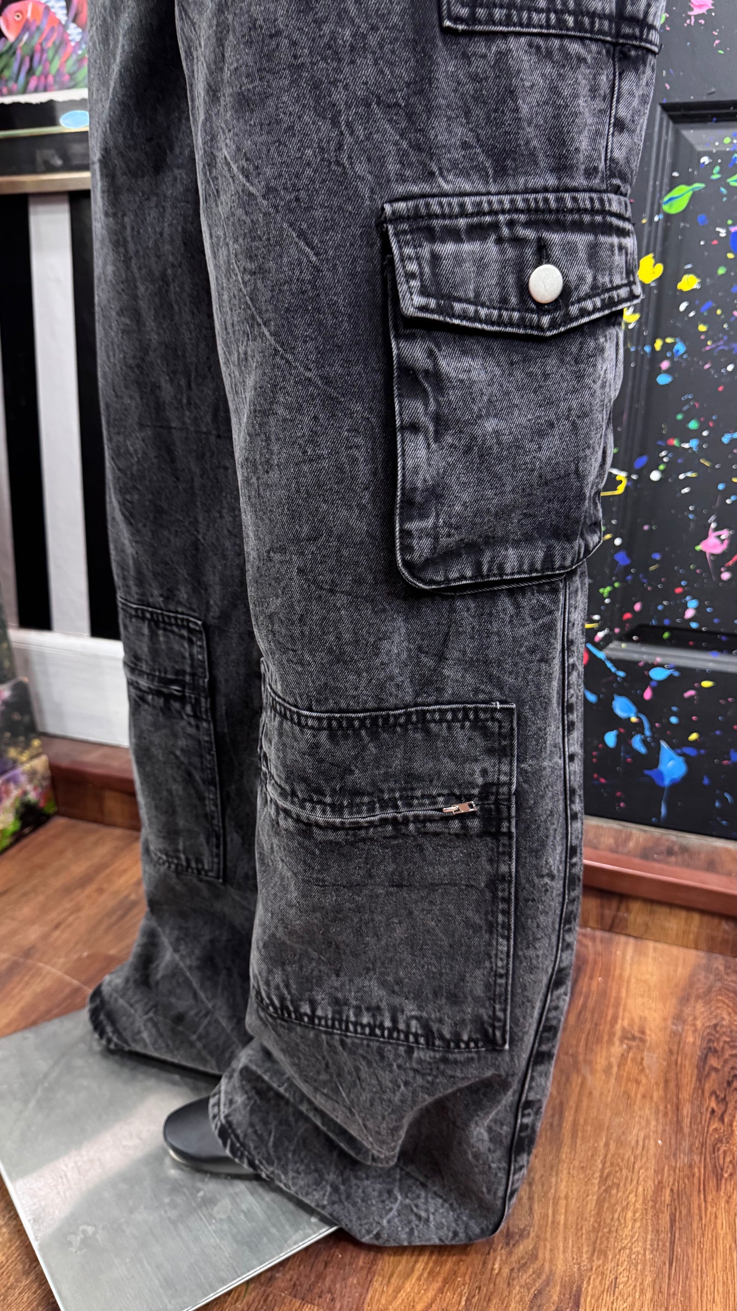 Oversized Black Cargo Jeans (18)