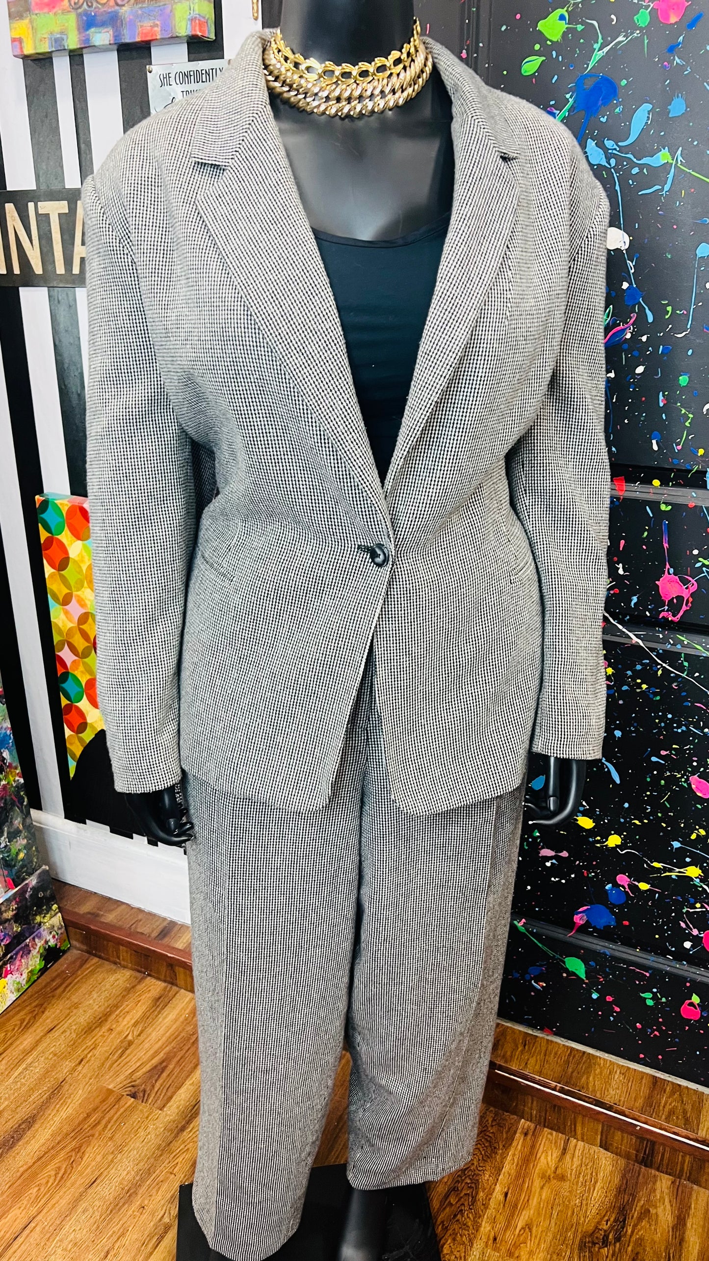 Vintage Wool Black & White Suit (24W)