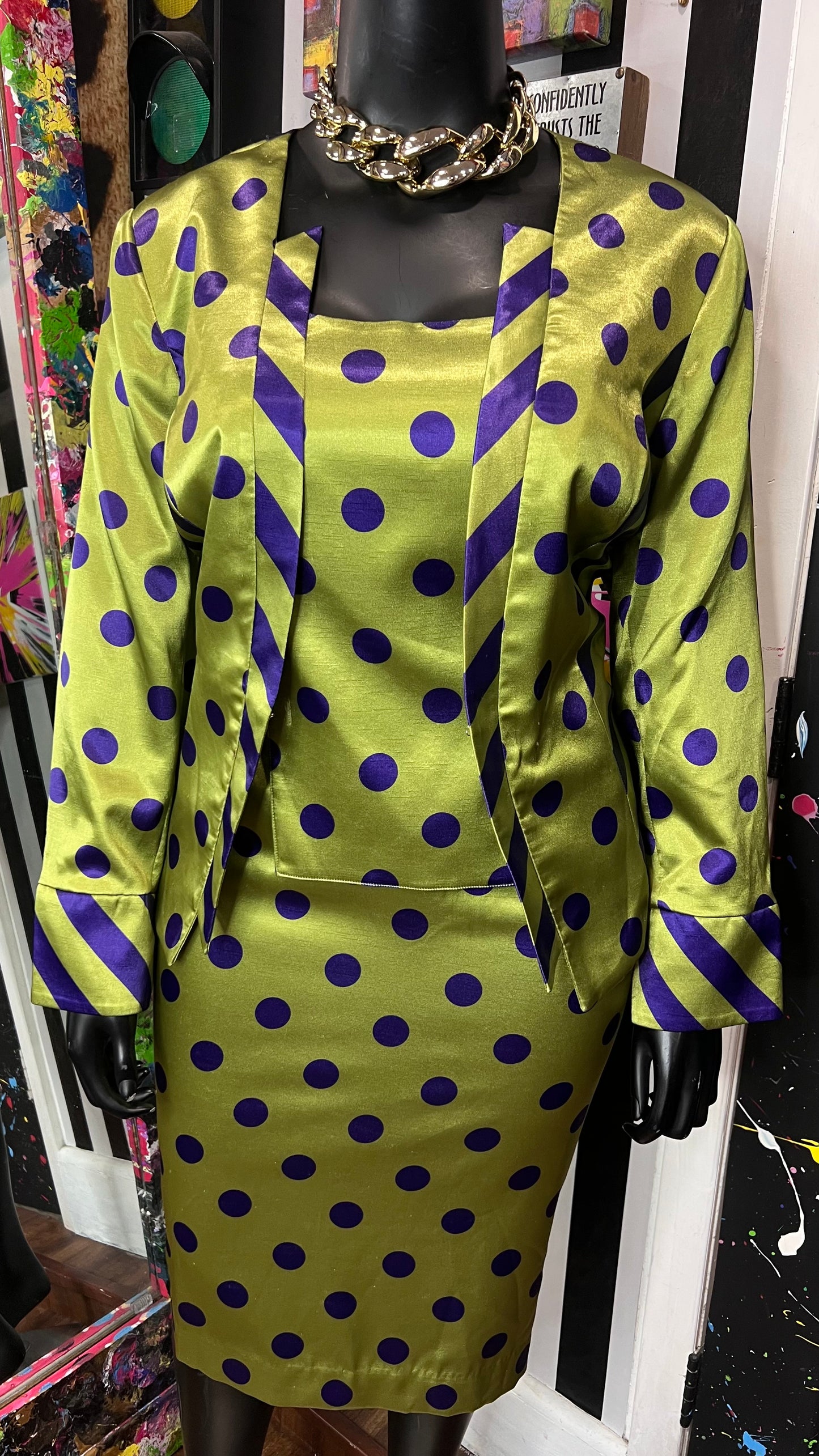 Vintage Green & Purple Skit Suit (22W)