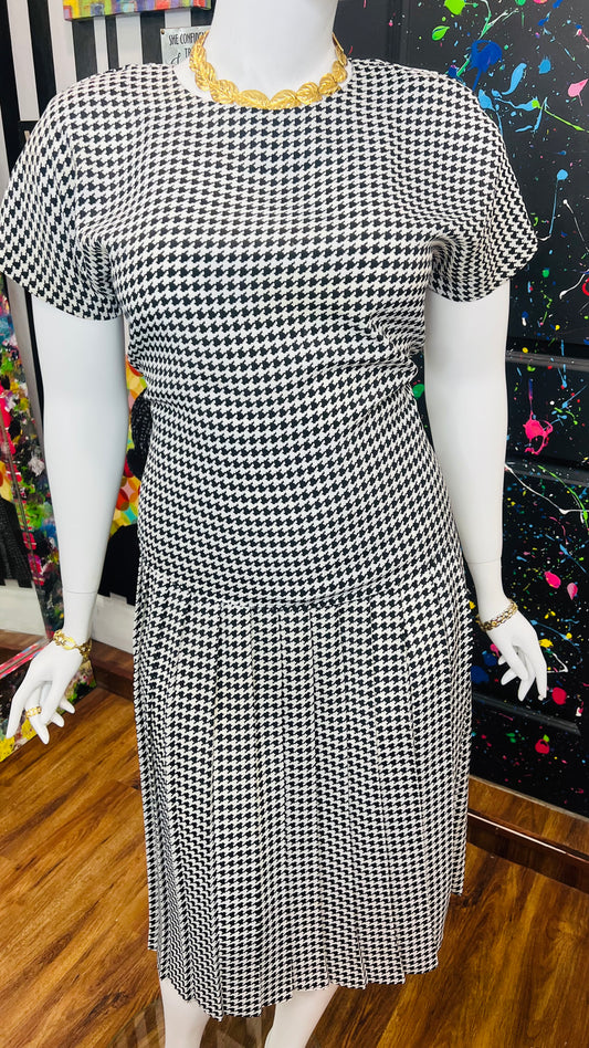 Vintage Black & White Herringbone Skirt Set (16)