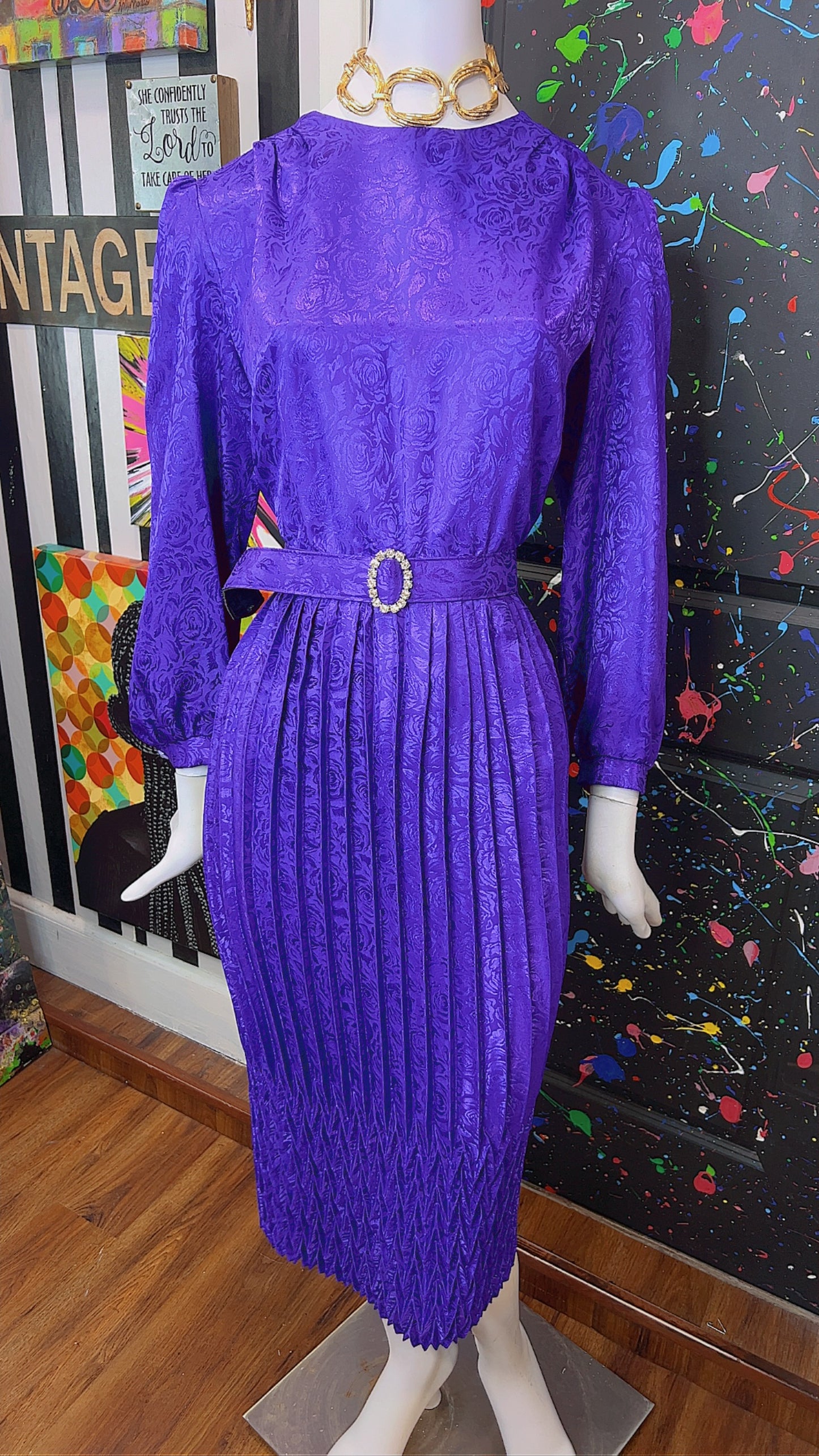 Vintage Purple Pleated Dress w/ Belt (16)