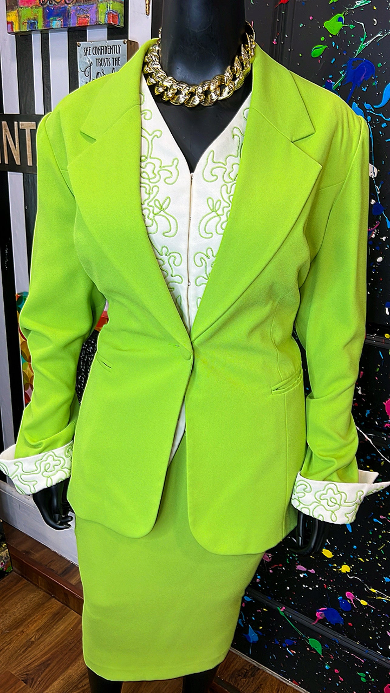 Vintage Green & White Skirt Suit (22)