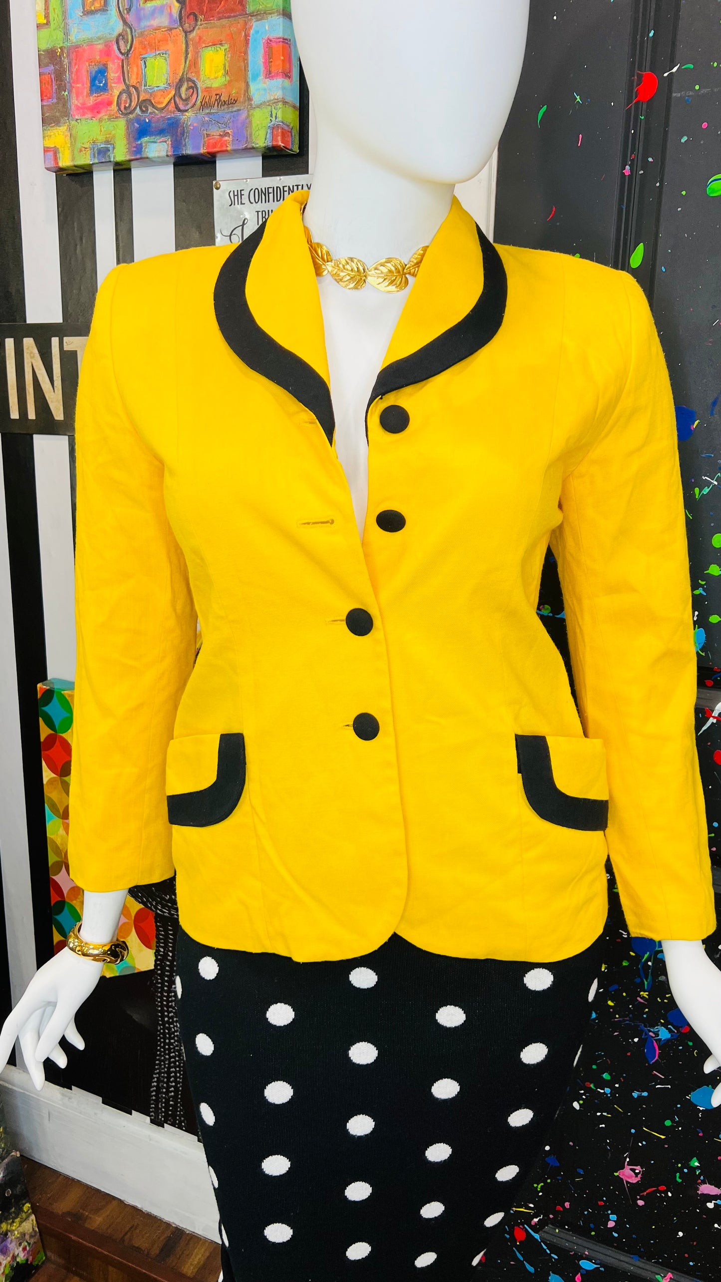 Vintage Black & Yellow Blazer (14)